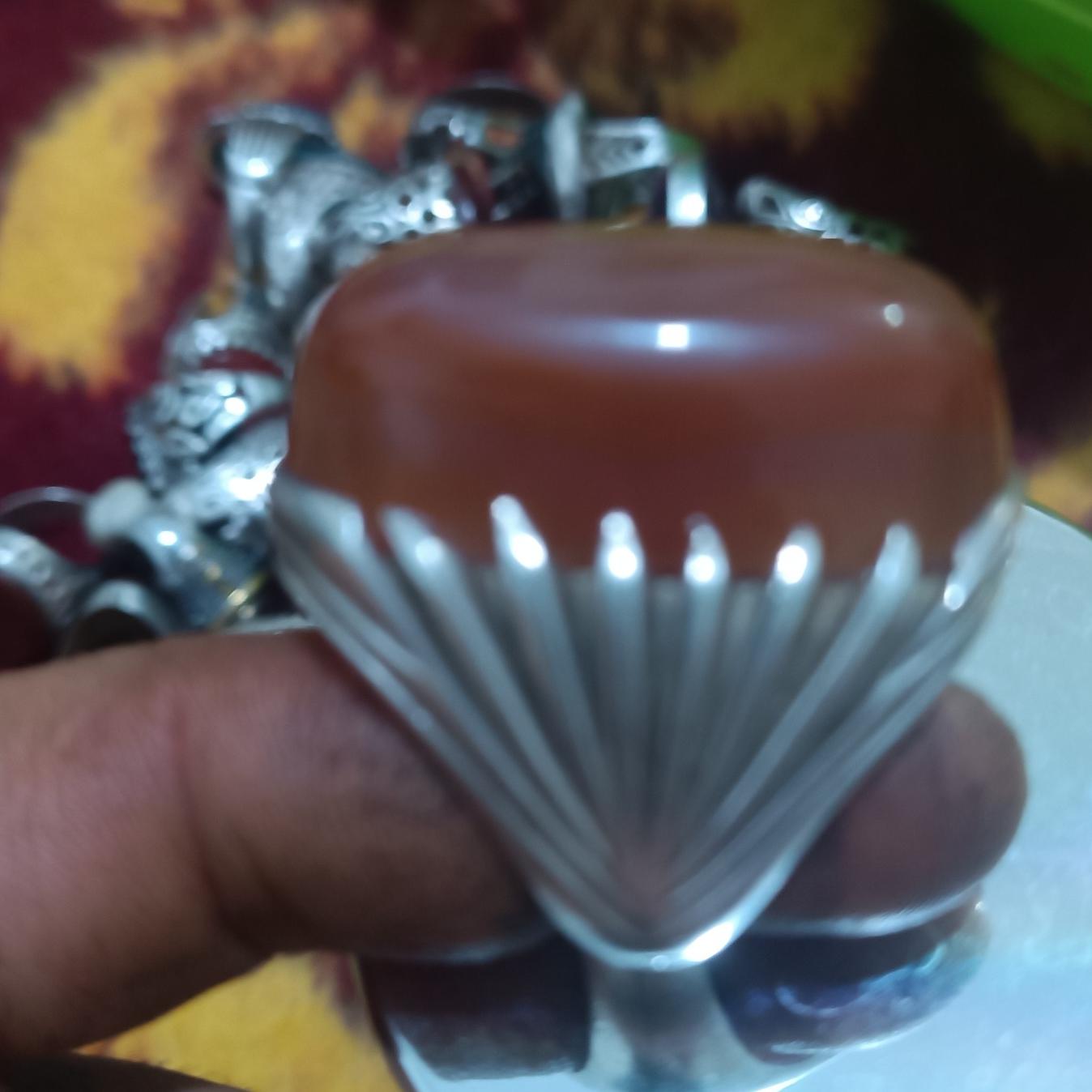 عقیق یمنی سه پوست