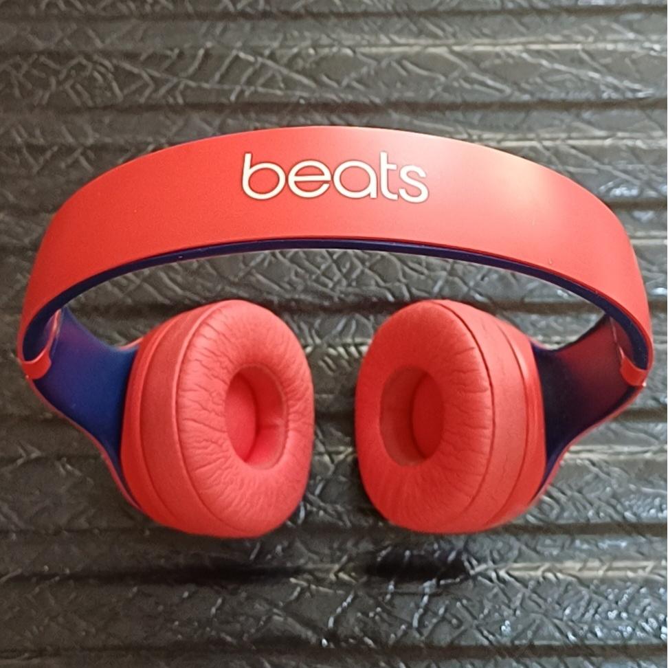 هدفونbeats solo 3