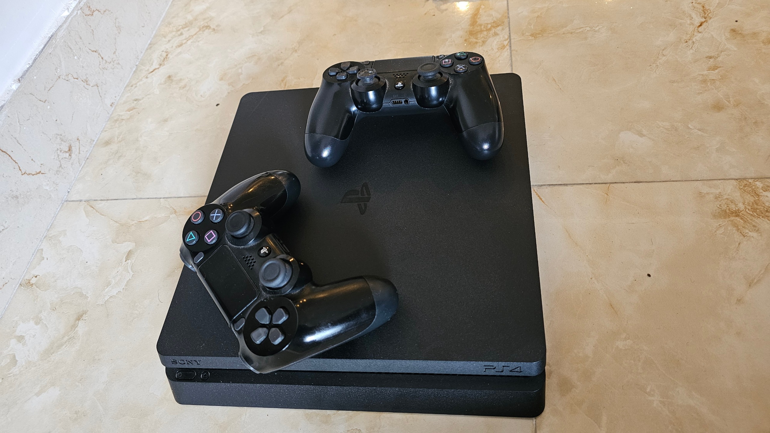 پلی استیشن ps4