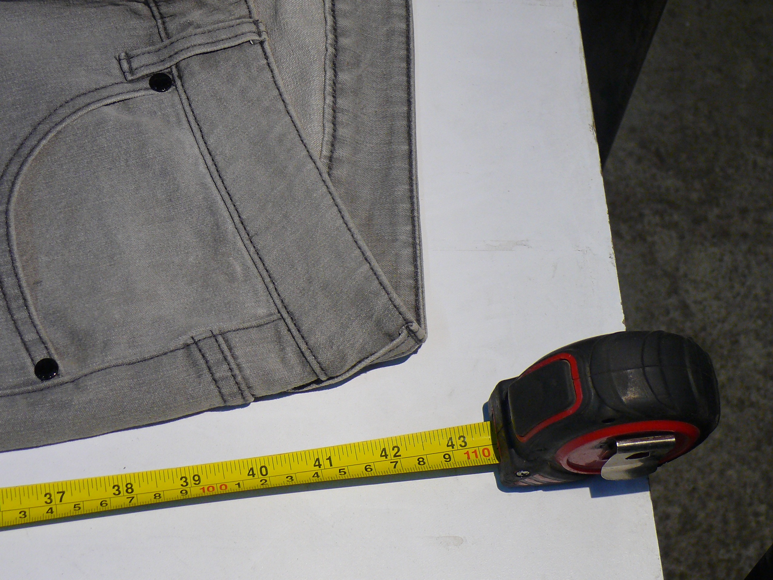 شلوار جین سایز 44