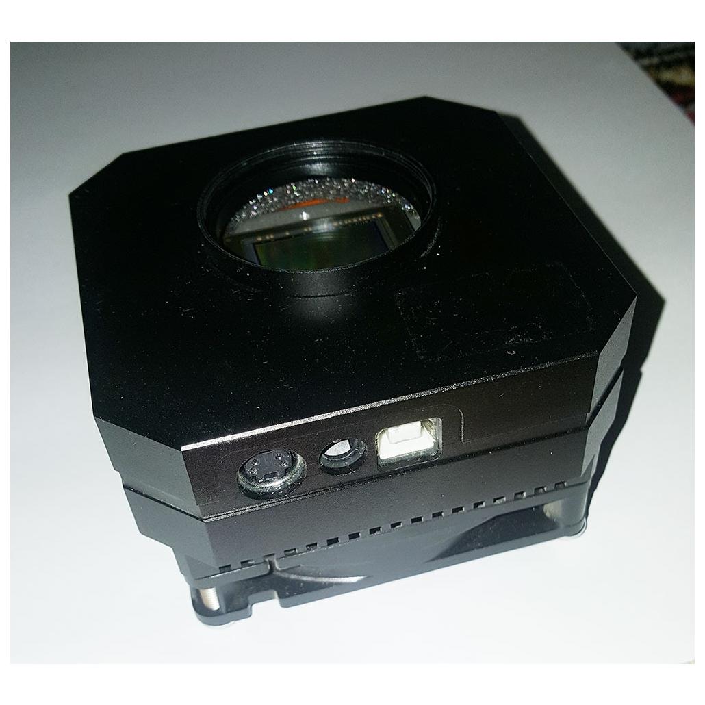 QHY8 CCD camera