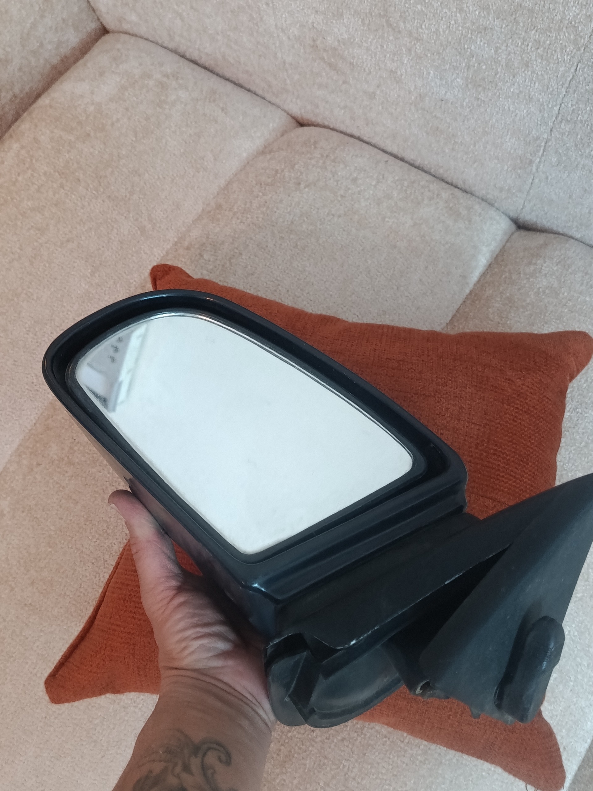 آیینه بغل هیوندا اکسل فابریک کره ای سمت چپ(شوفر)