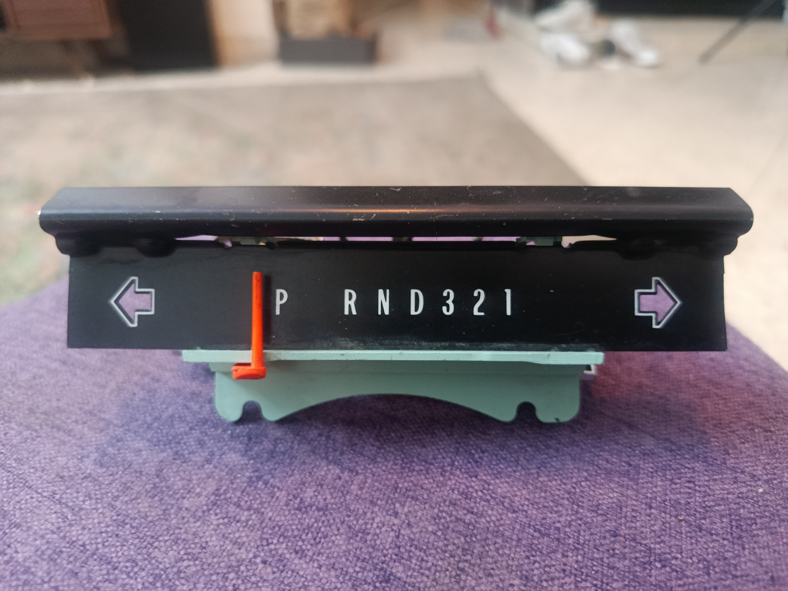 نشانگر تعویض دنده کادیلاک و بیوک