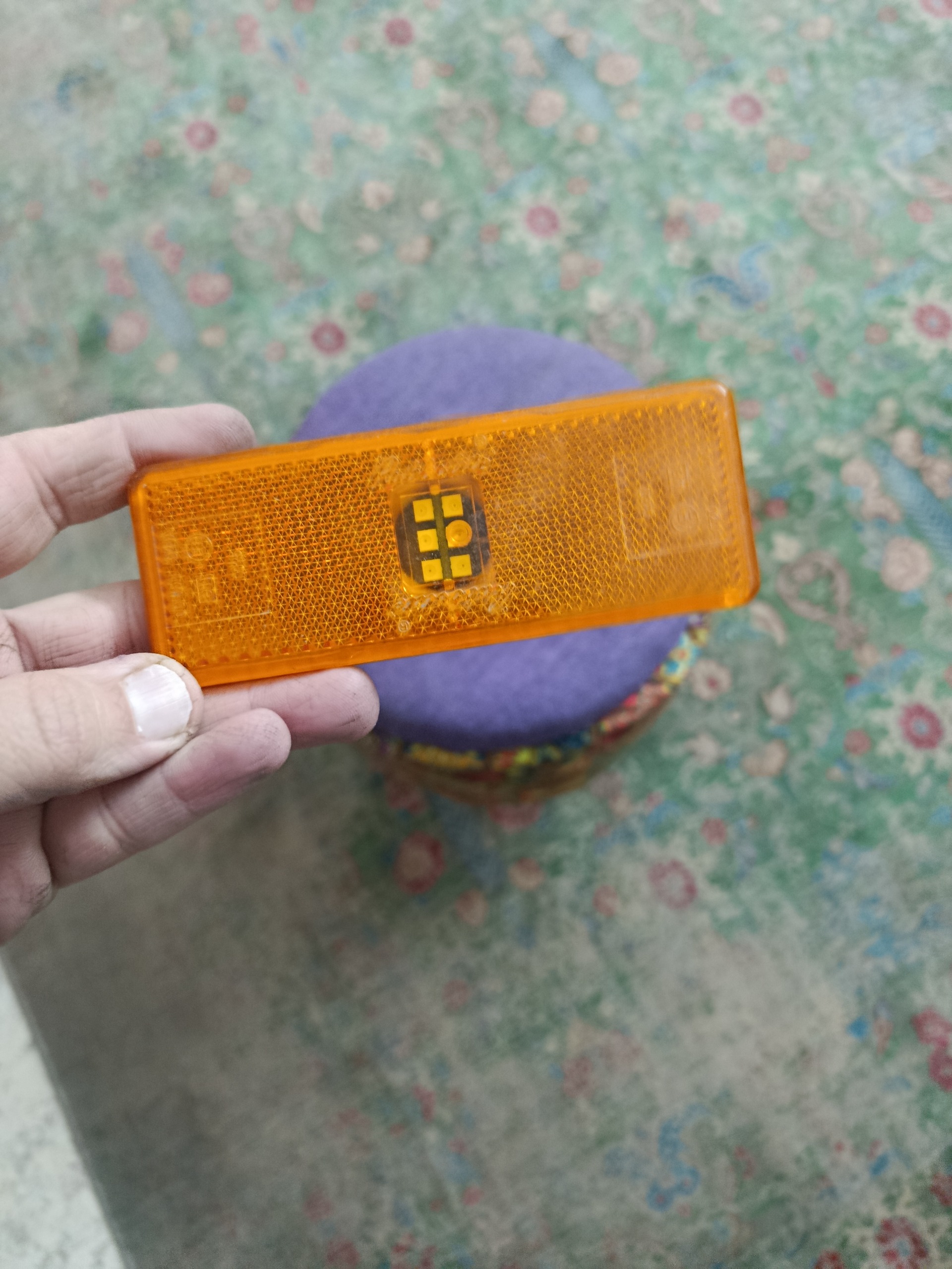 نشانگر جانبی یا راهنمای کامیون بنز آکتروس و