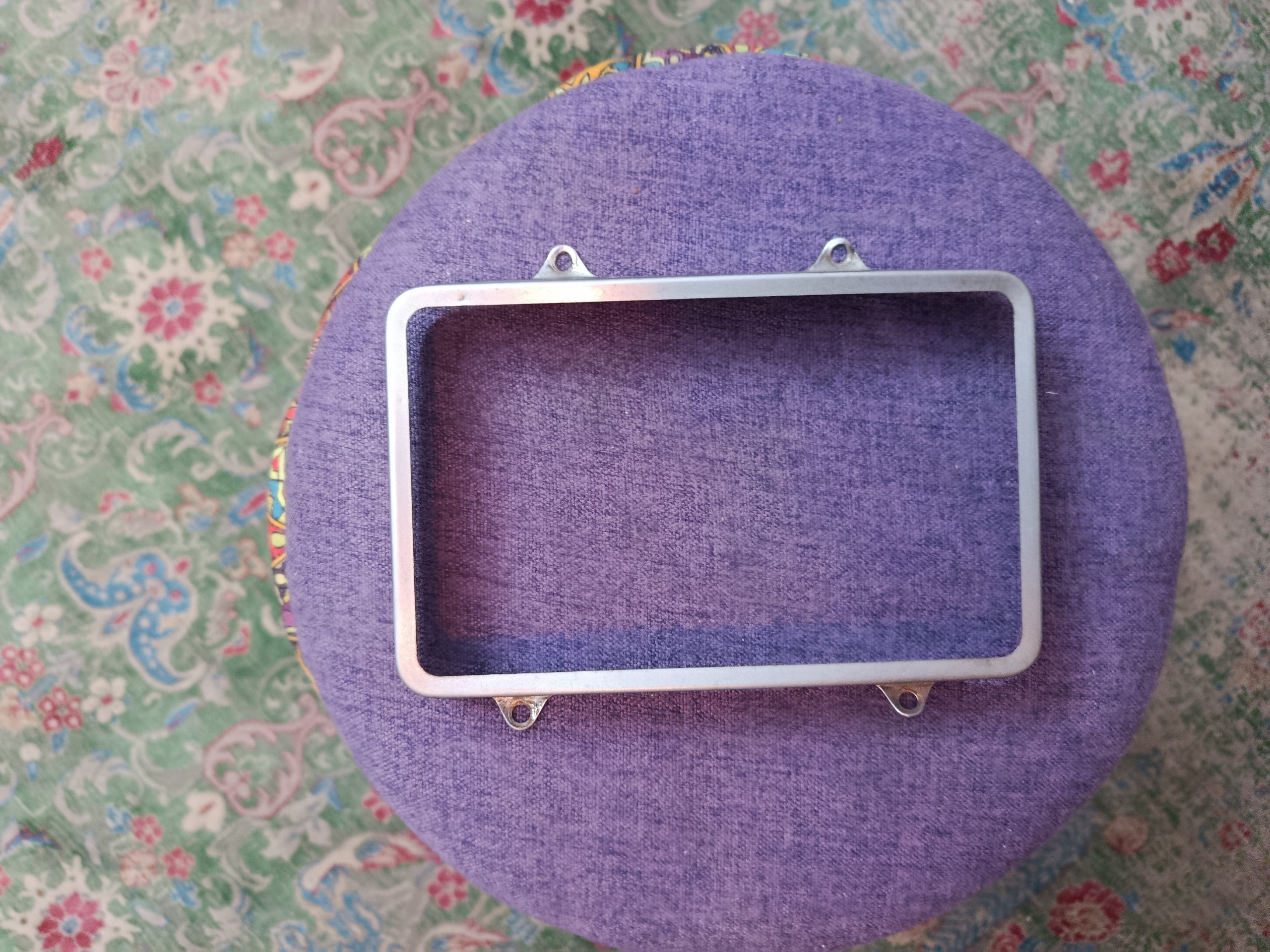 زه دور چراغ جلوی کادیلاک سویل