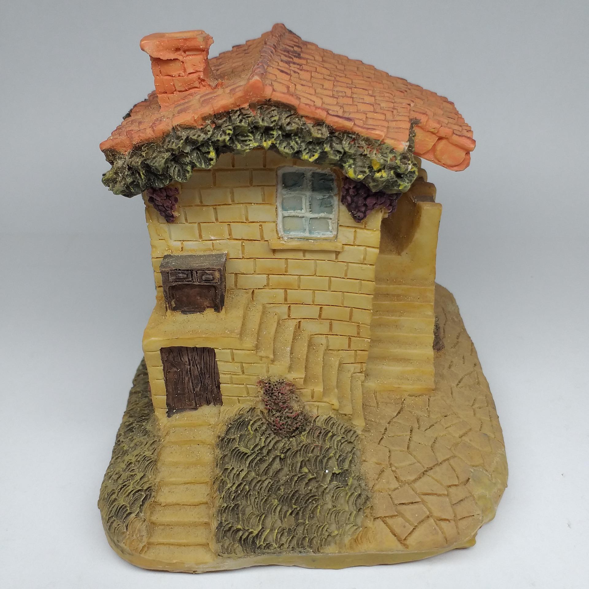 ماکت خانه روستایی اروپایی