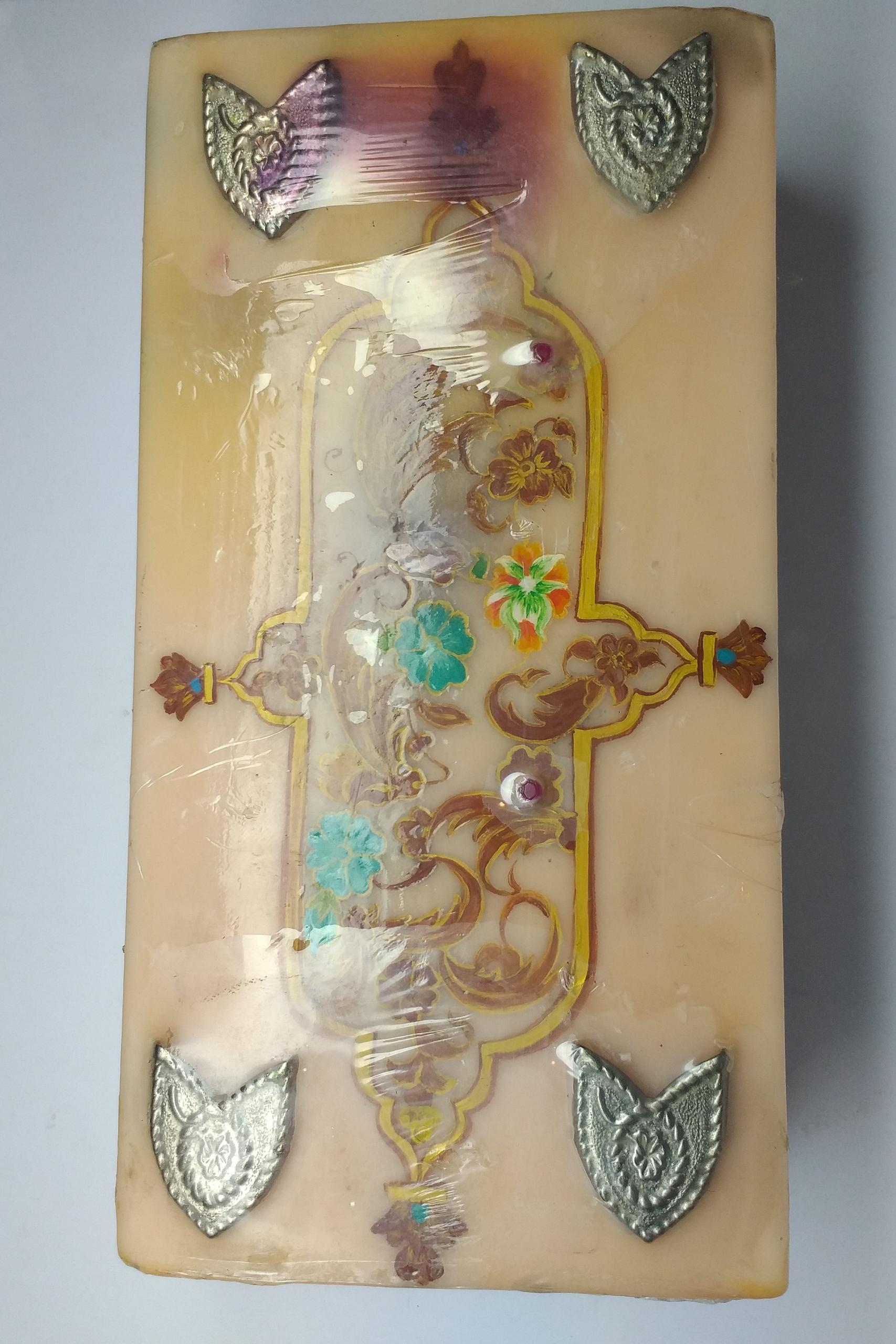 شمع دکوراتیو خاص قدیمی با تزئینات فلزی برند AB