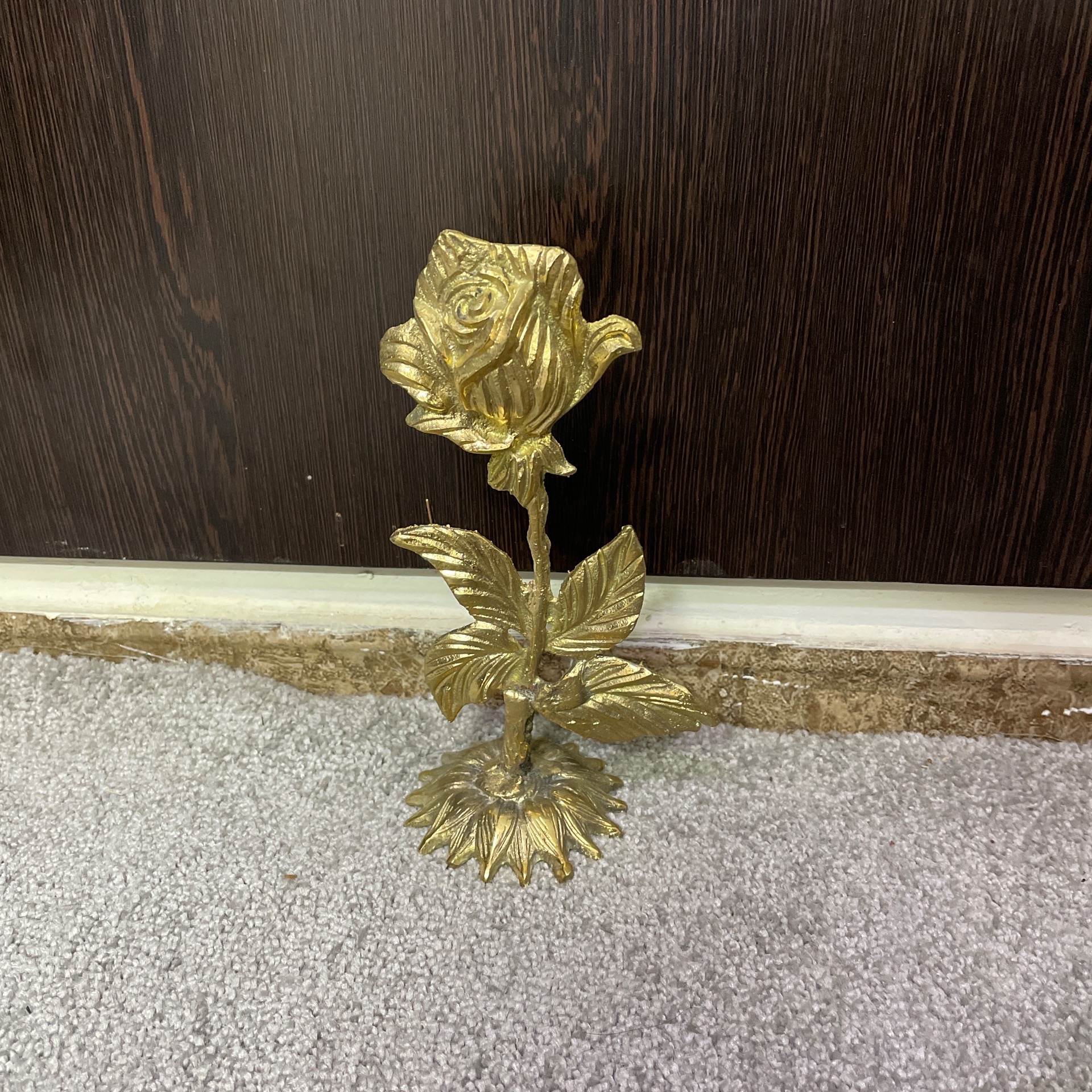 تندیس گل برنز