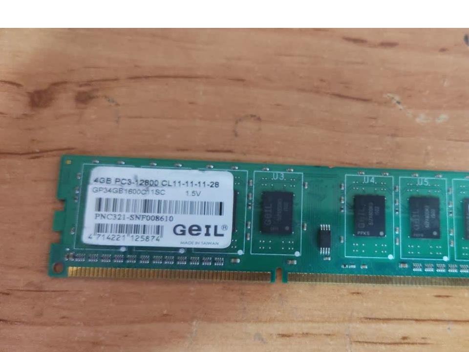 رم کامپیوتر GeIL DDR3 4GB 1600MHz (استوک)