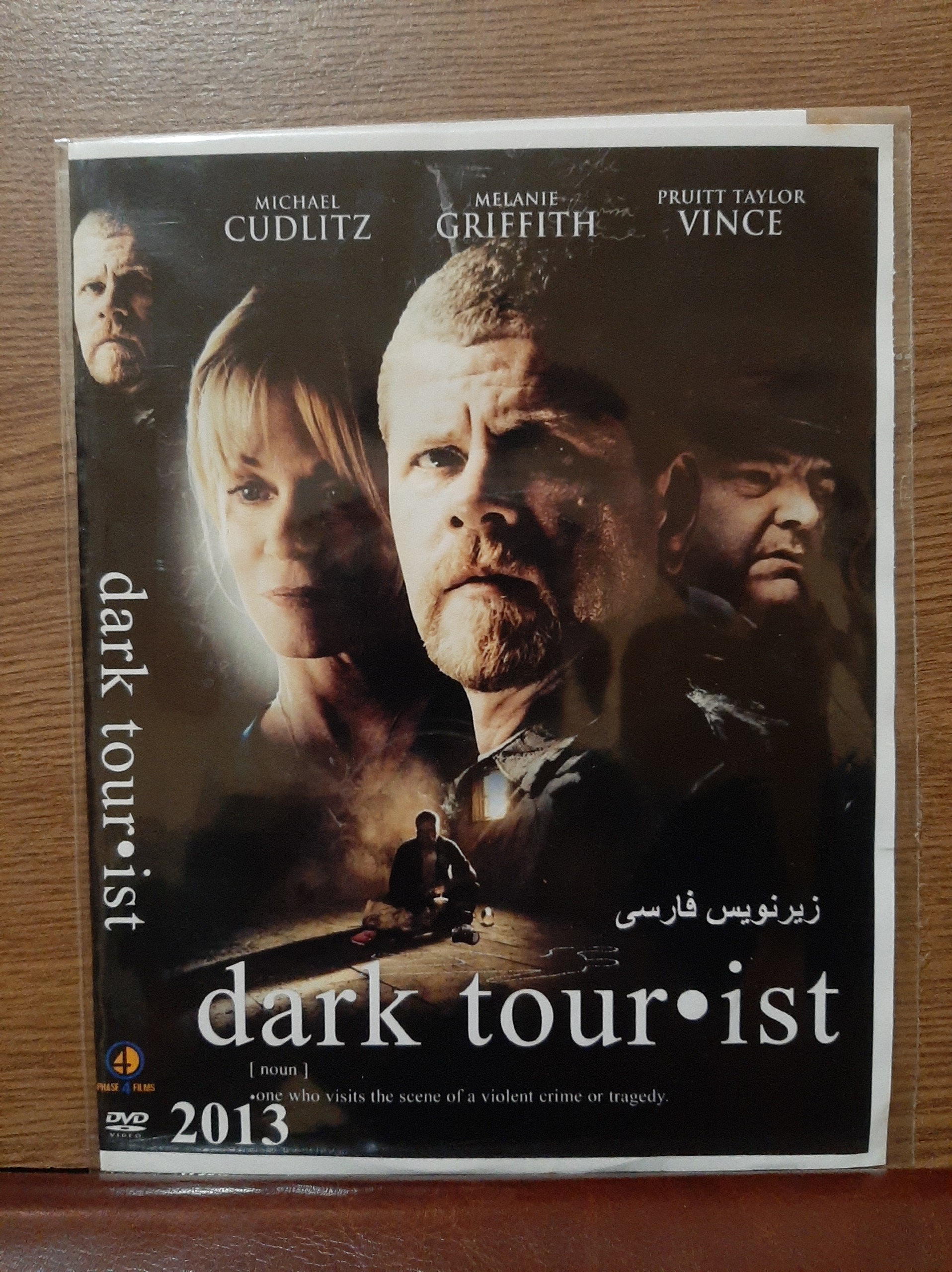 فیلم زبان اصلی Dark Tourist
