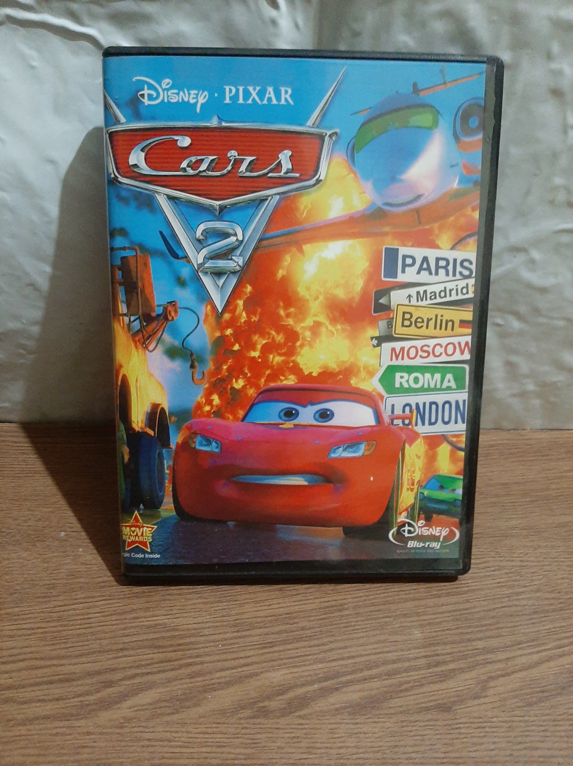 حراج انیمیشن جذاب Cars 2