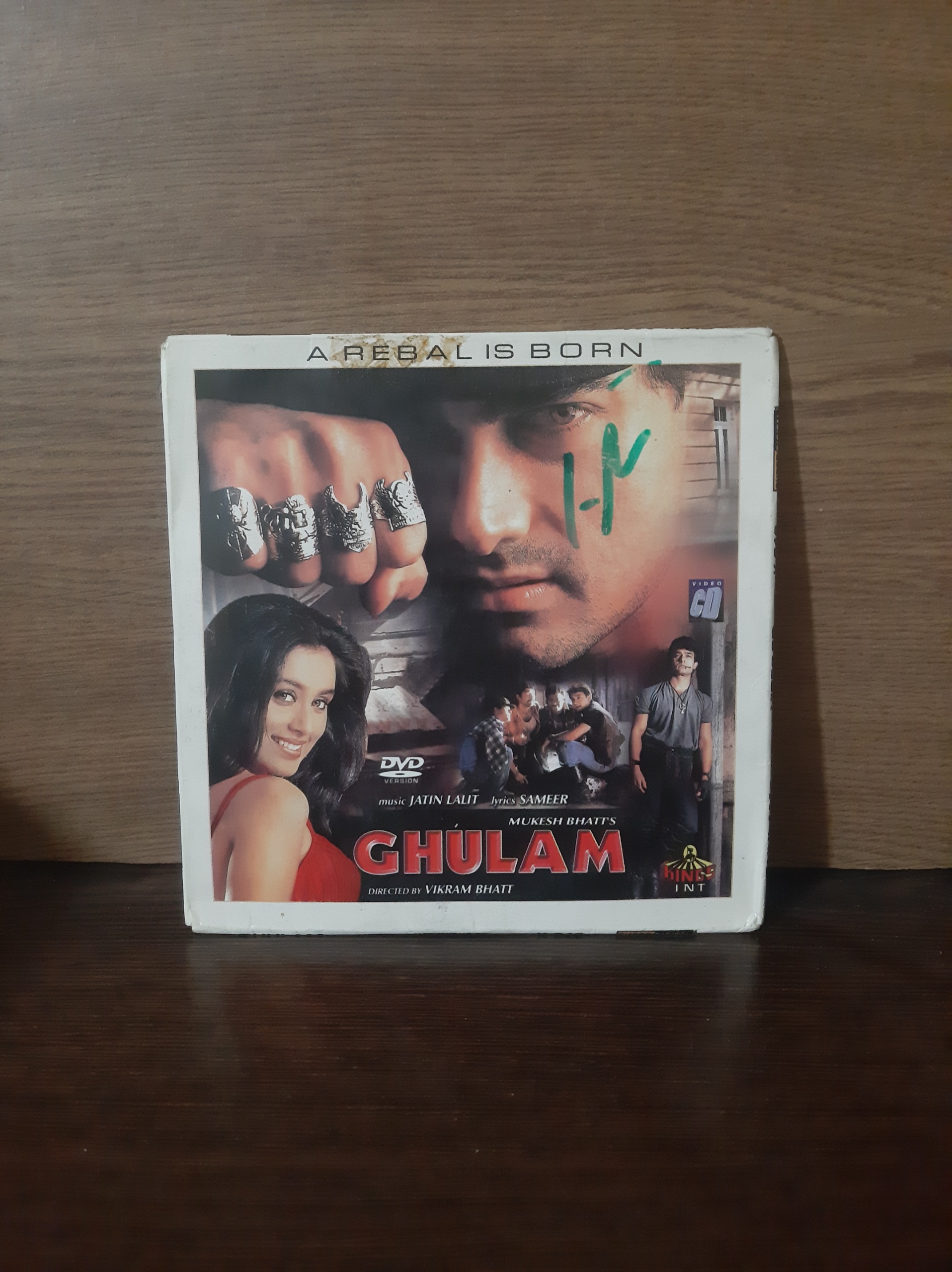 فیلم اورجینال هندی غلام با بازی امیرخان