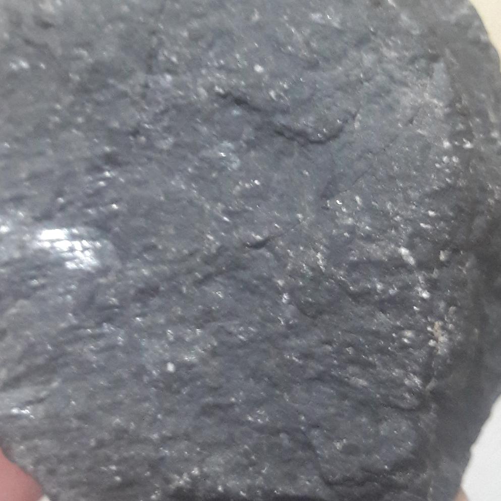 2عدد سنگمشکوکبه شهاب سنگ