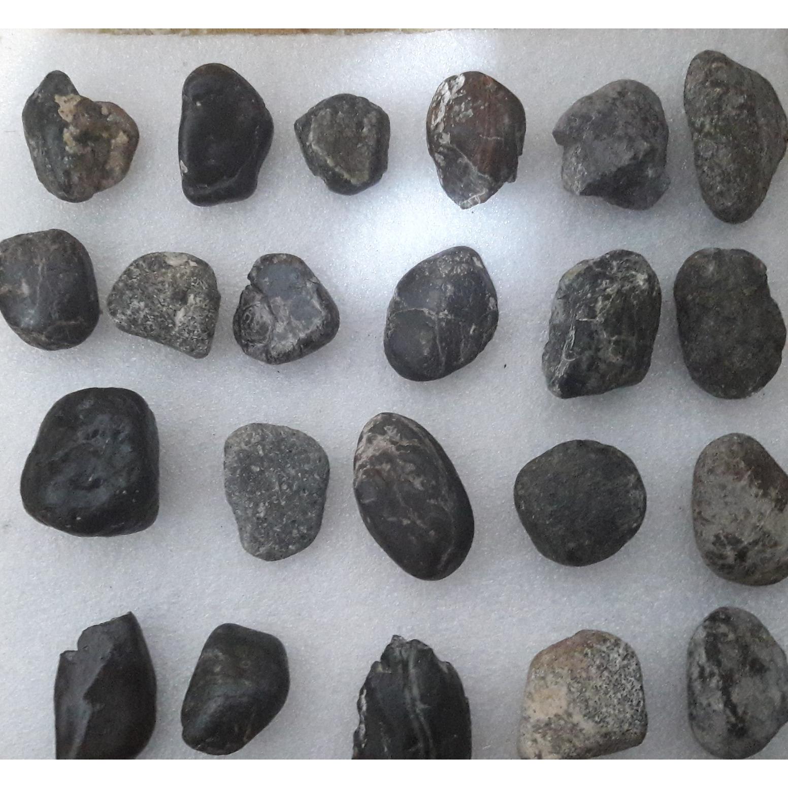 22عدد سنگ مشکوک 200 ملیون