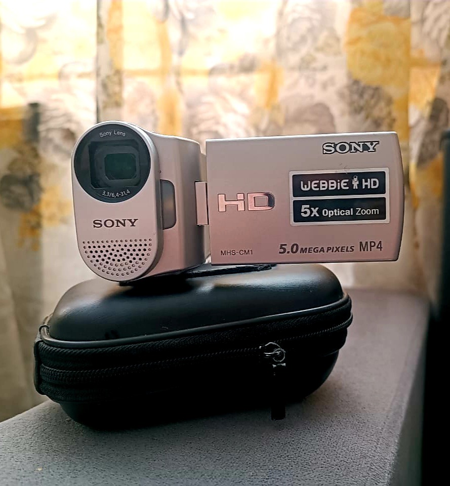 دوربین فیلمبرداری سونی HD کاملا نو وسالم