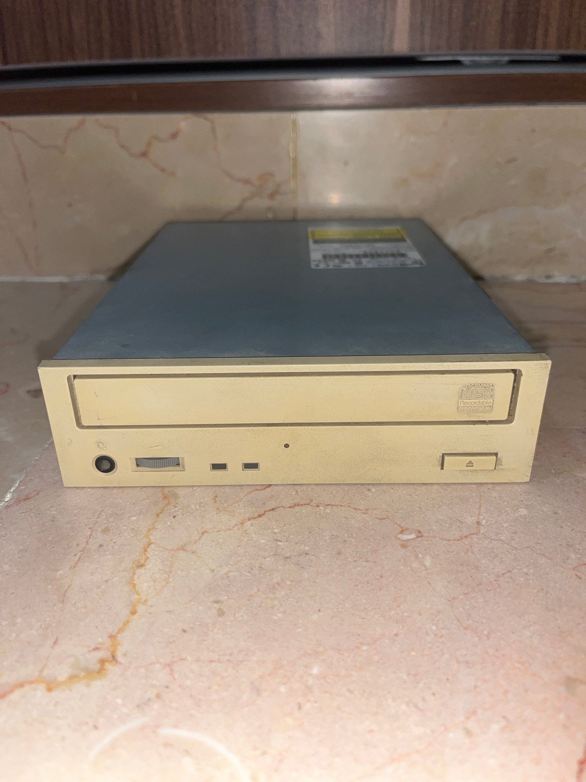 سی دی رایتر TEAC