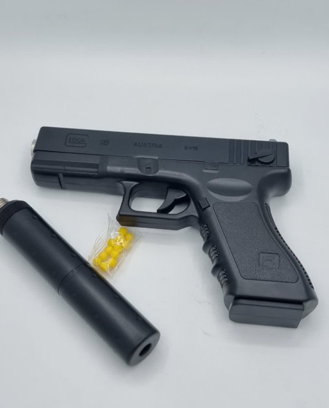 کلت ساچمهای صدا خفه کن دار