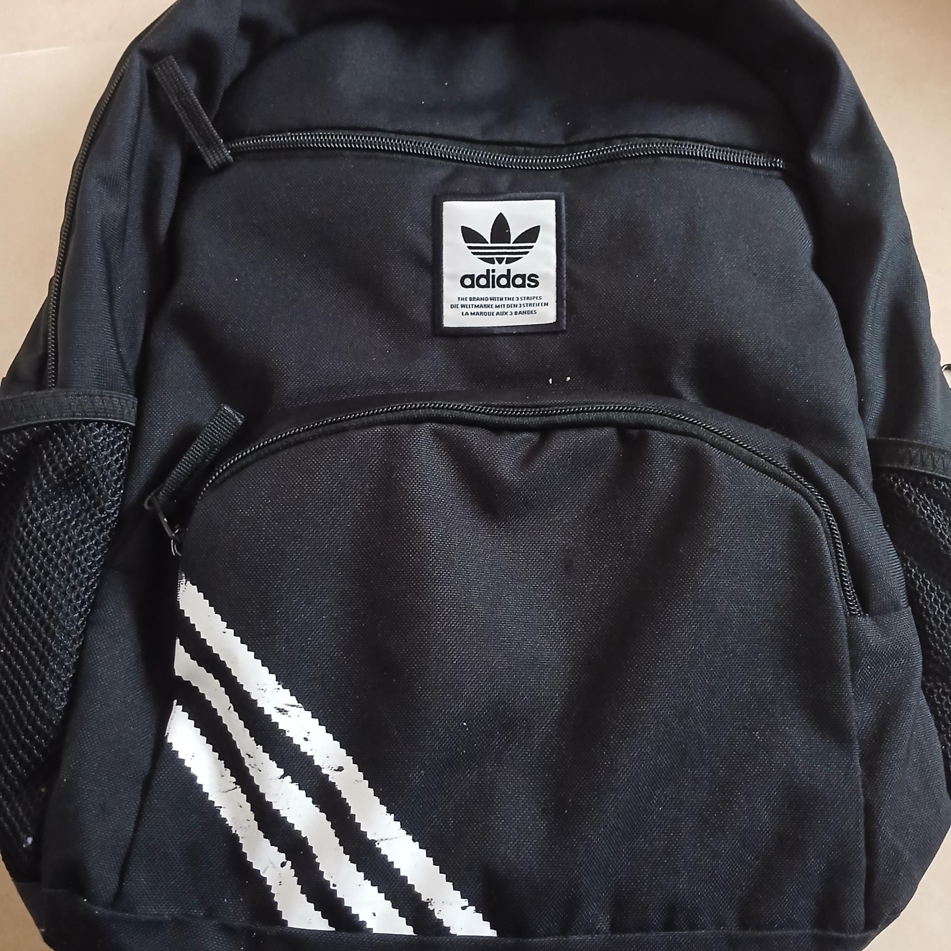 کیف و کوله پشتی adidas کمیاب و ساخت آمریکا