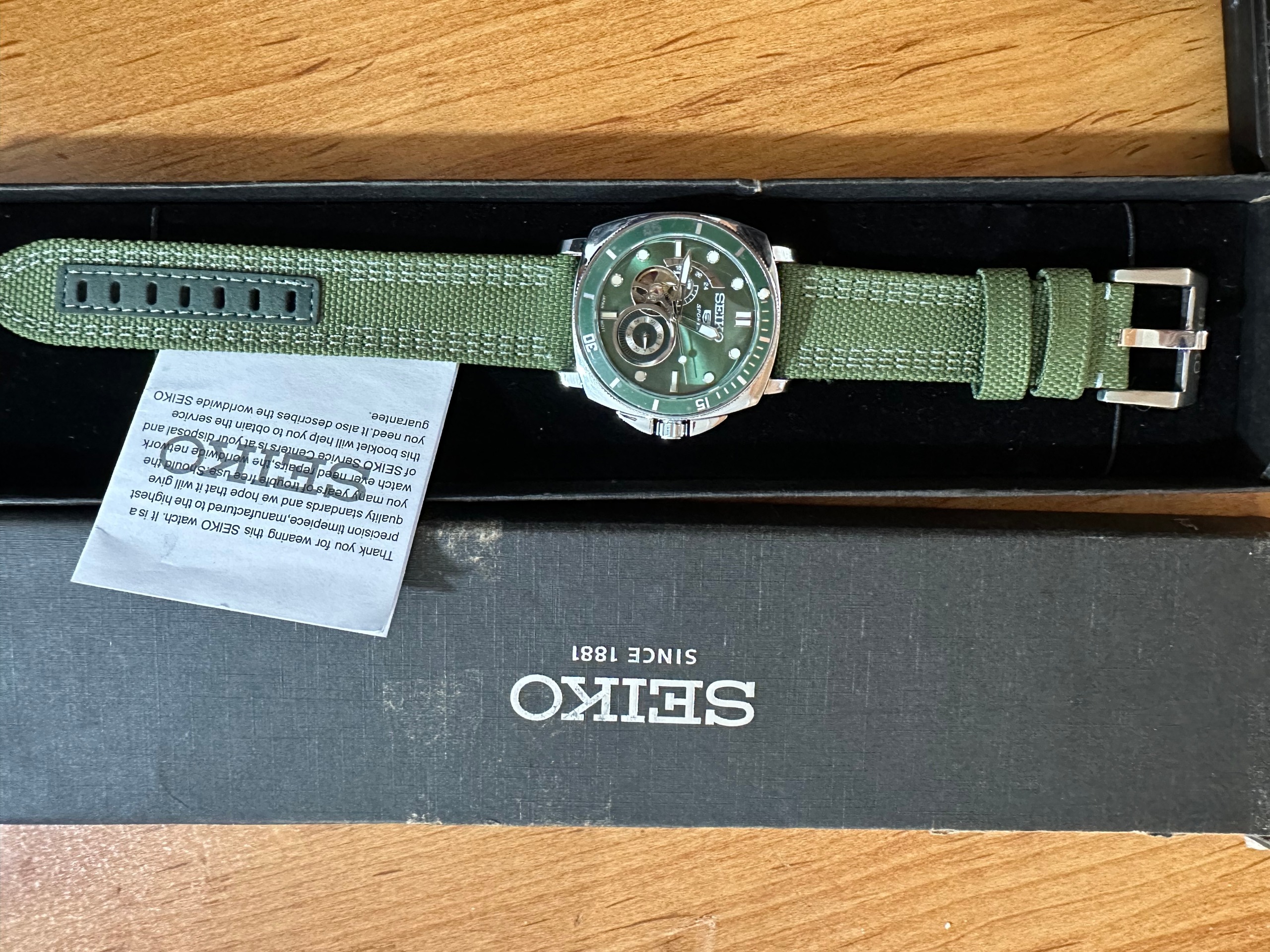 ساعت سیکو پشت شیشه ای اصل