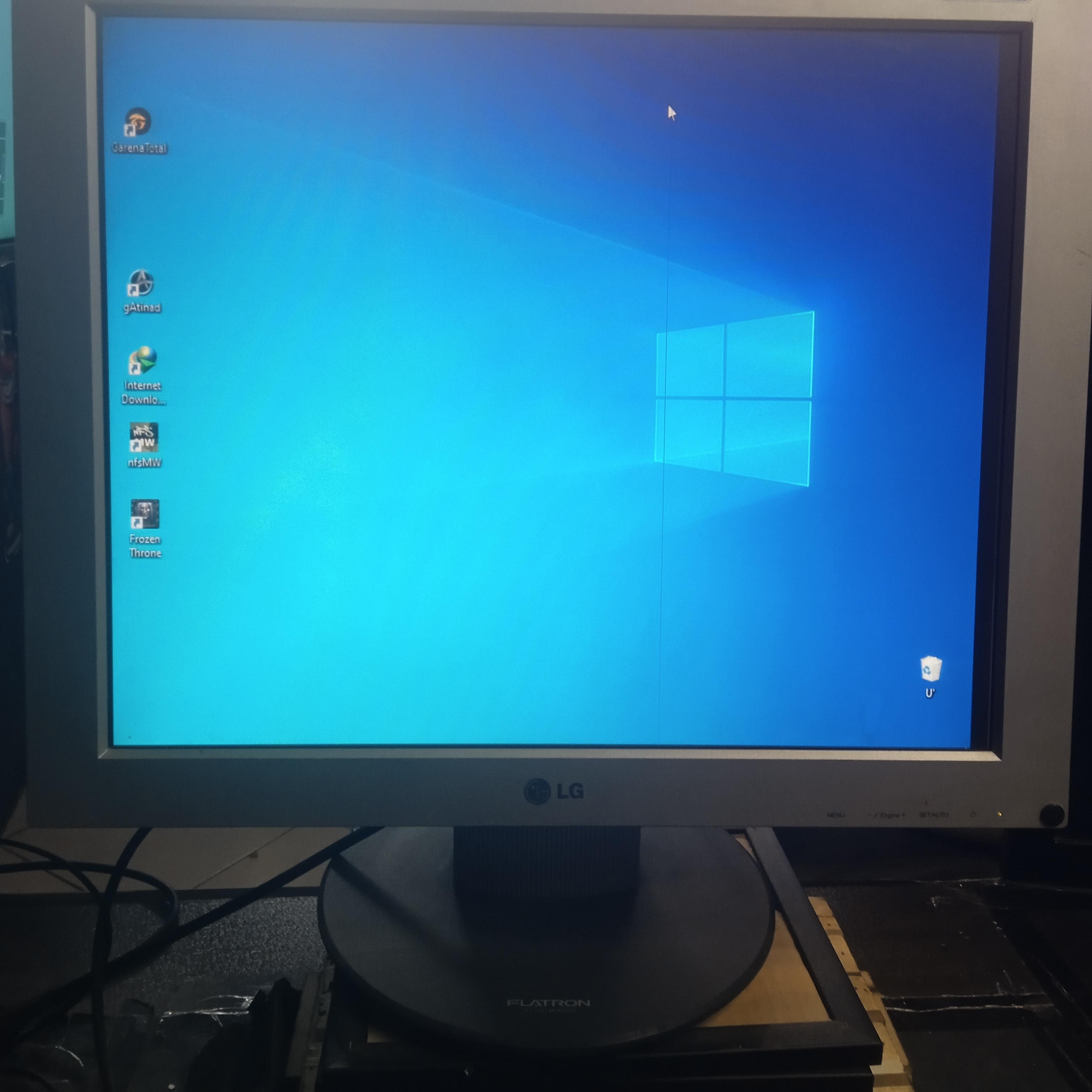 مانیتور 19 اینچ مربع الجی Monitor LG 19 LCD L1930S