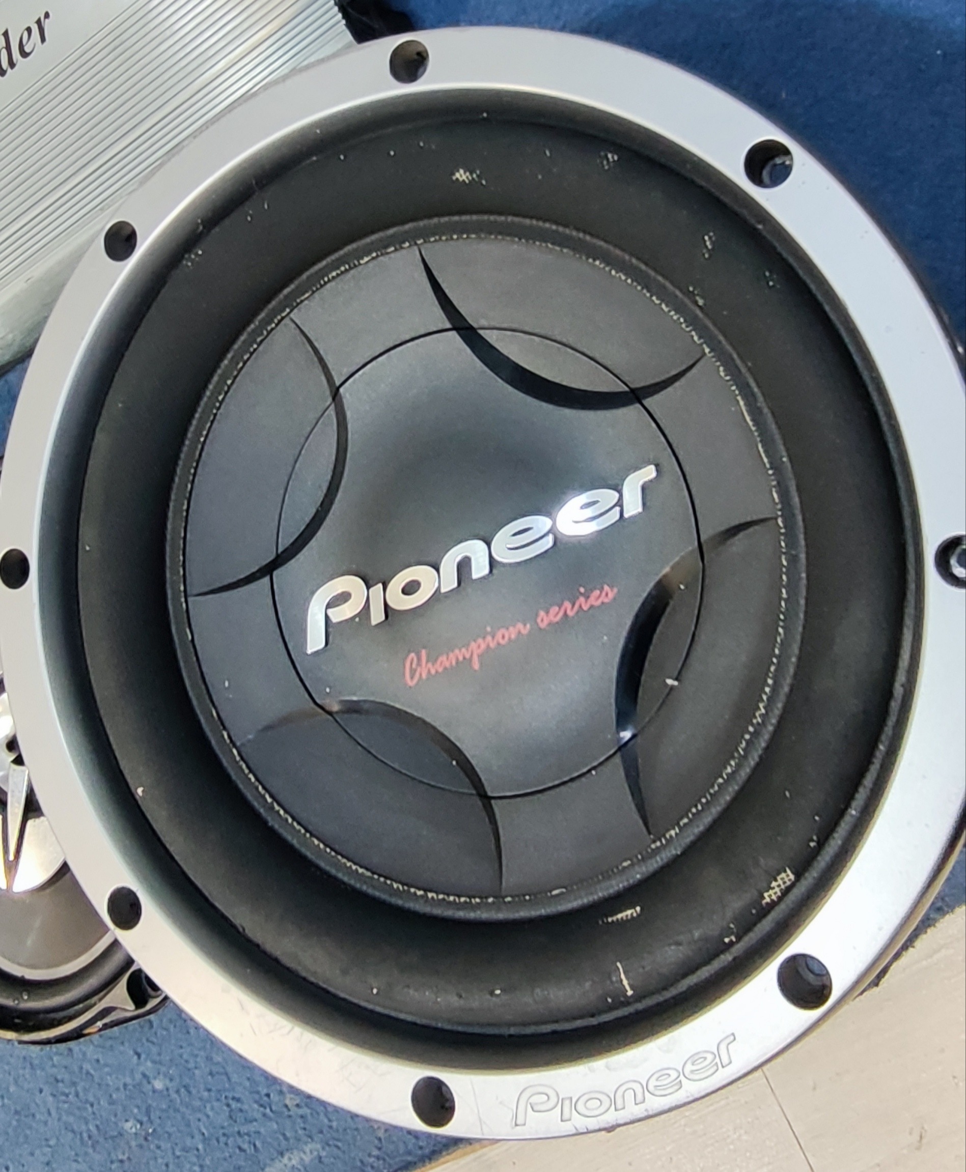 ساب ووفر پایونیر W307D2
