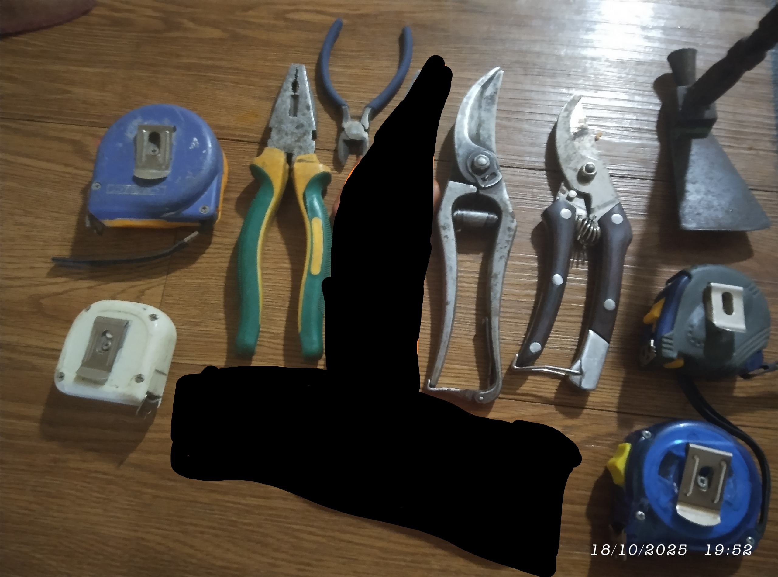 ابزارلات دستی و باغبانی