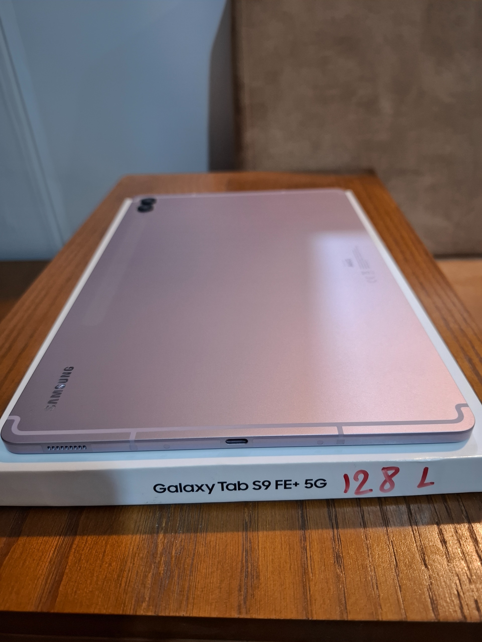 تبلت Samsung s9 fe plus 5Gپک ویتانم 13ماه گارانتی