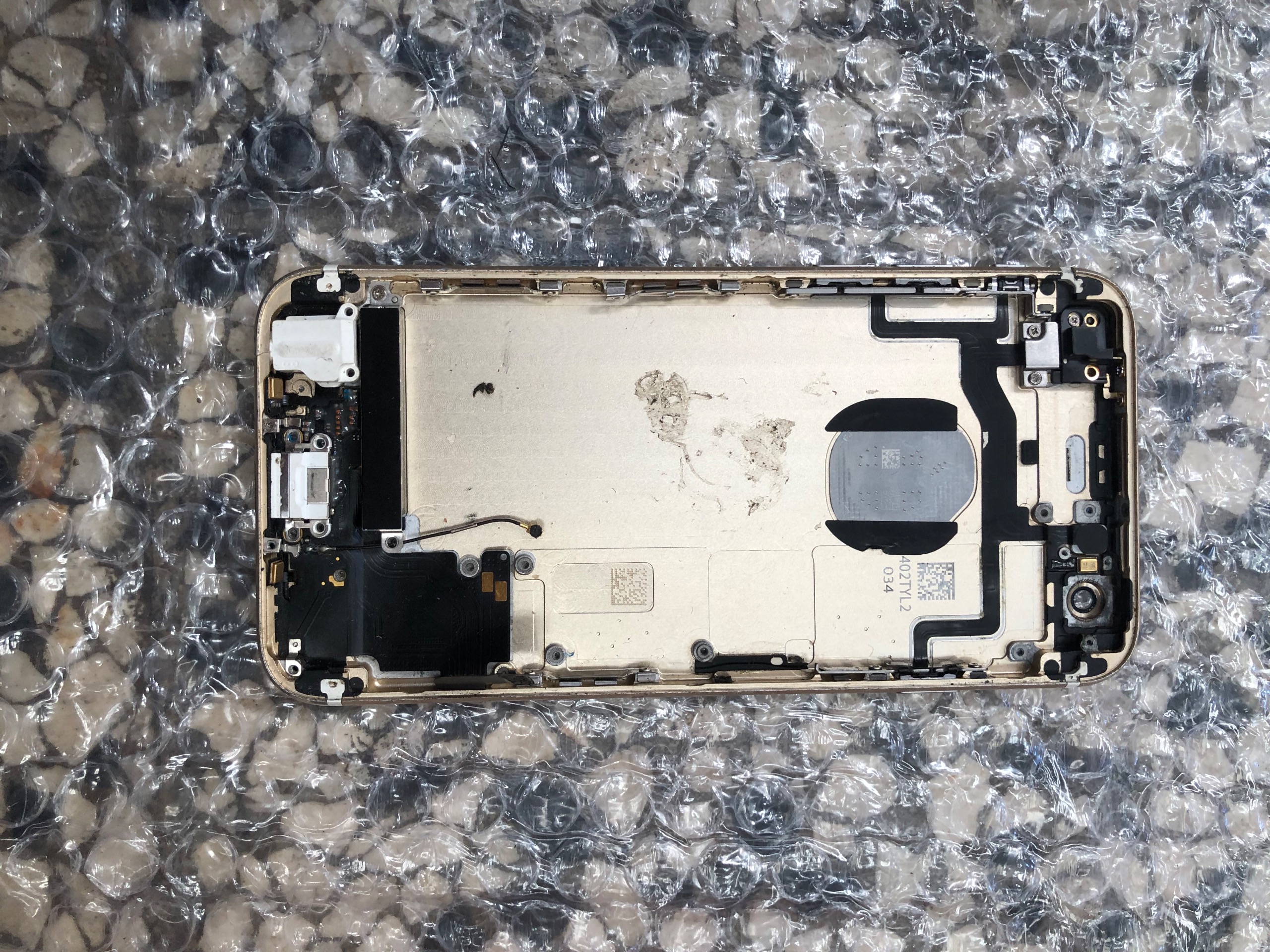 قاب وشاسی کامل اپل 6s