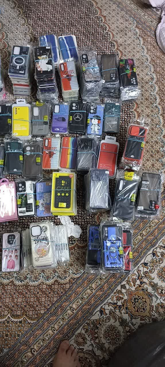450 عدد قاب گوشی موبایل به صورت عمده