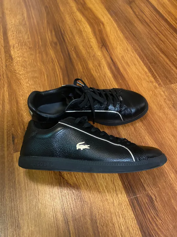 کتانی لاکوست lacoste