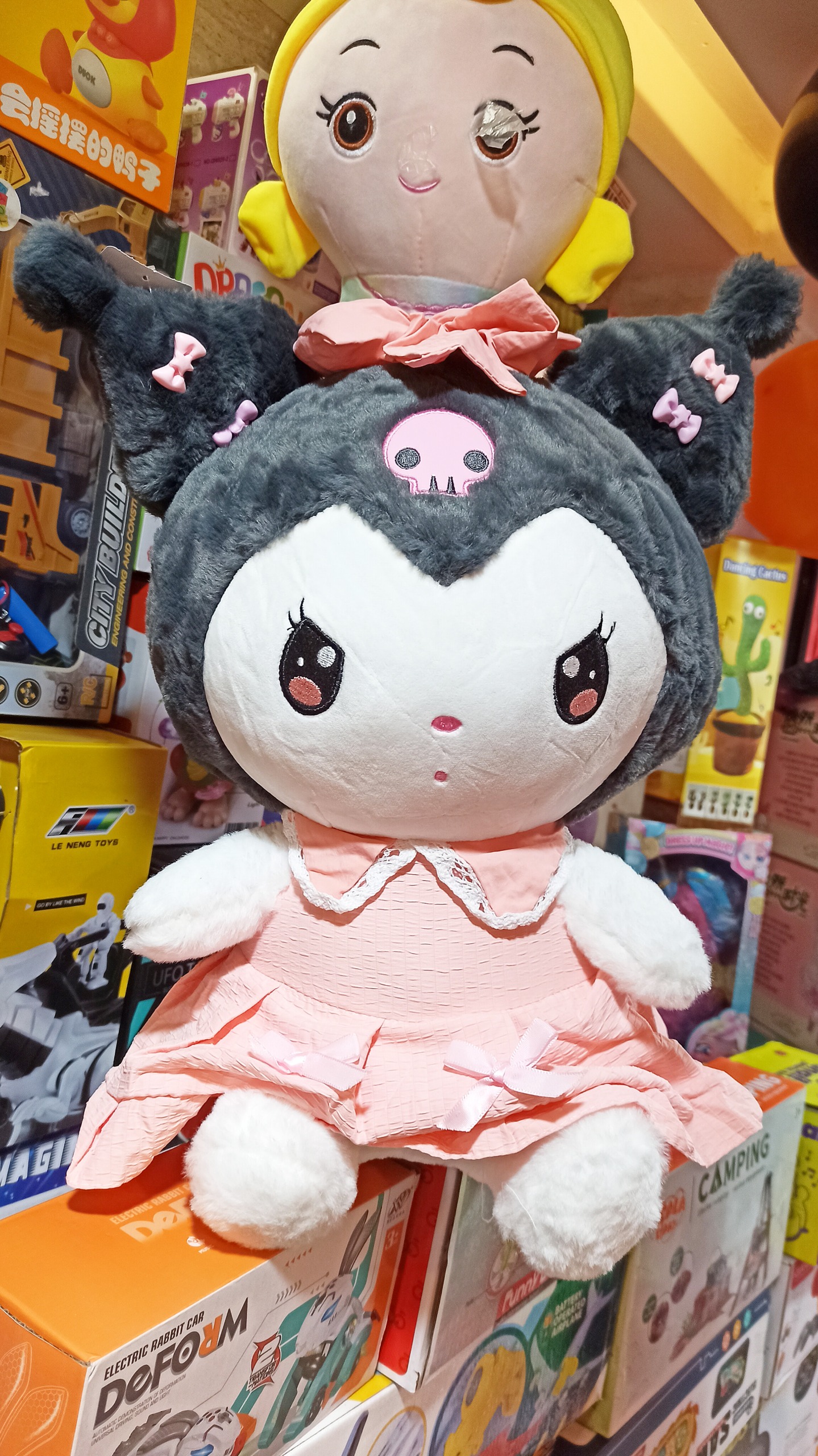 عروسک کرومی خارجی