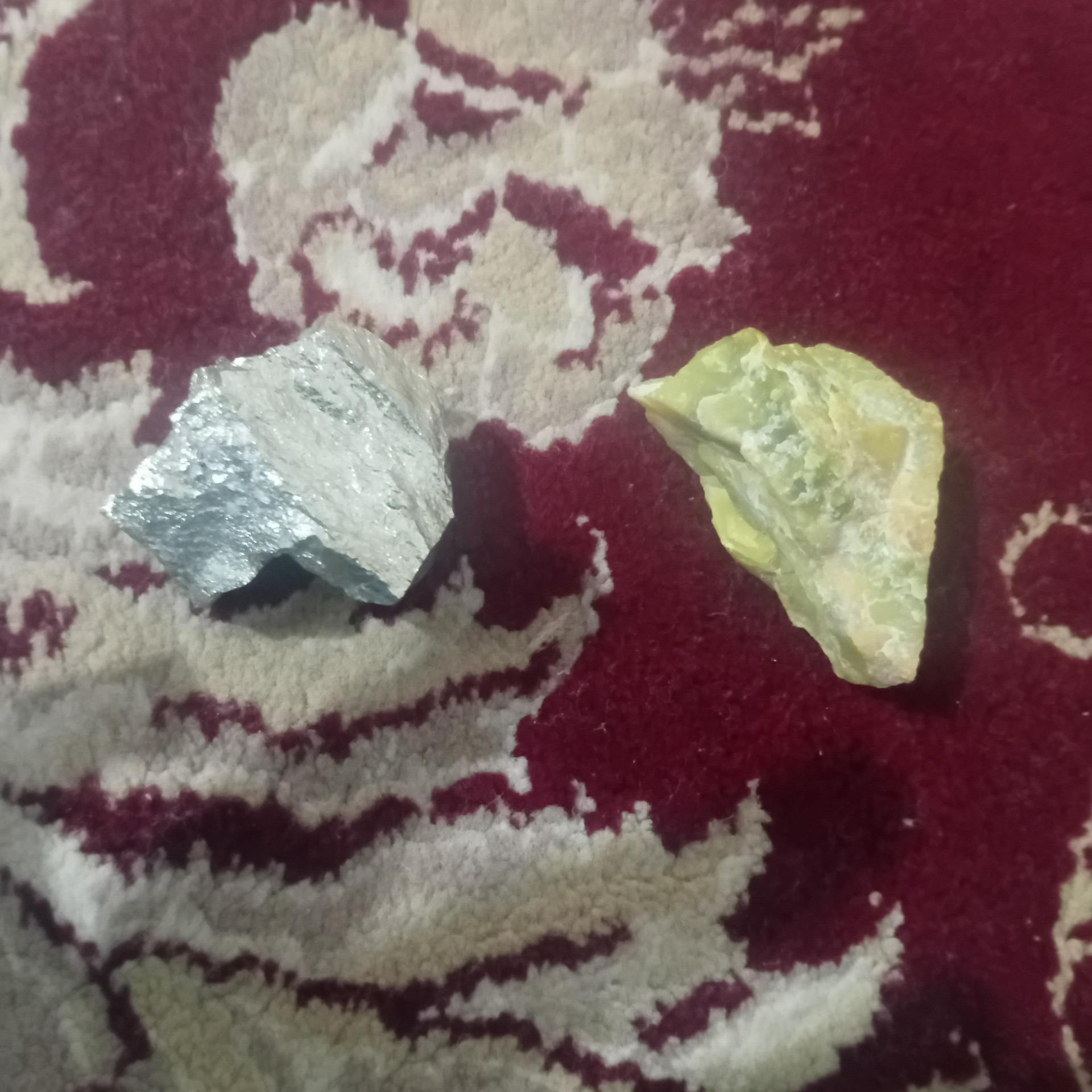 سنگ حلزونی و طلای