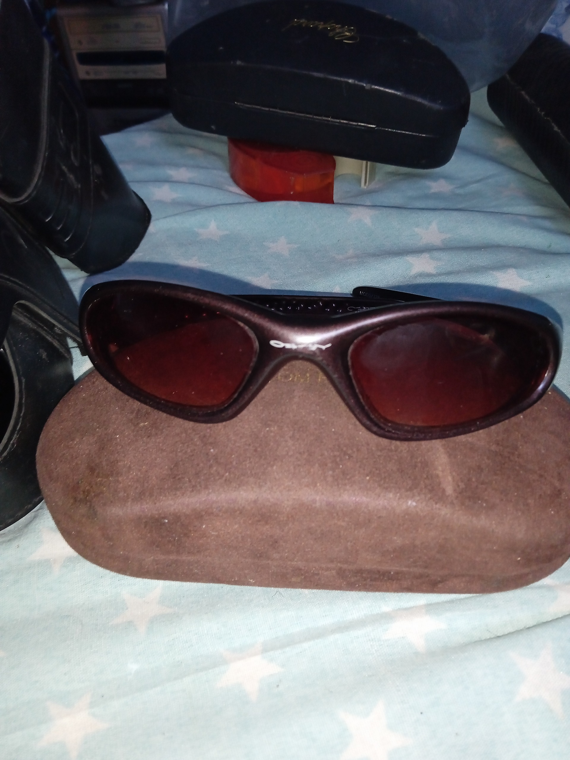 عینک افتابی اوکلی اورجینال