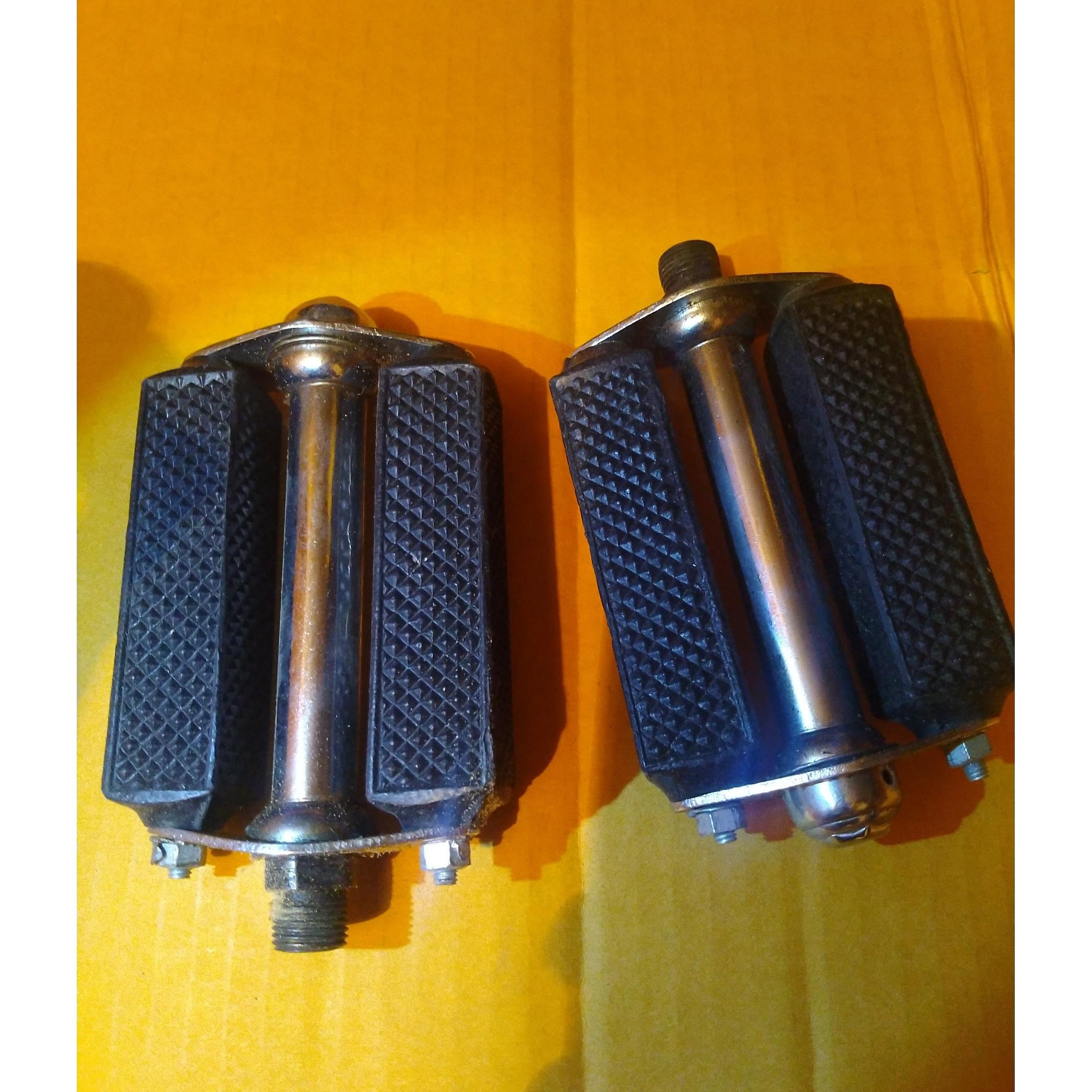 رکاب دوچرخه جفتی