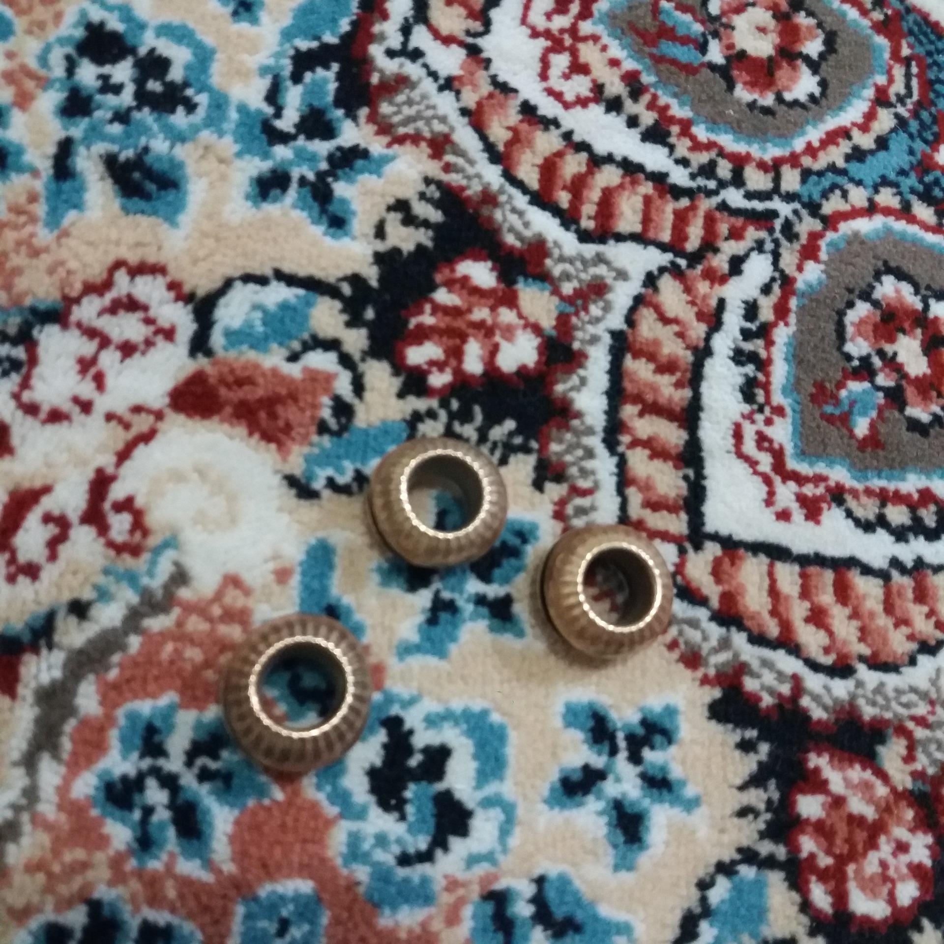 زنگوله پرنده طلایی