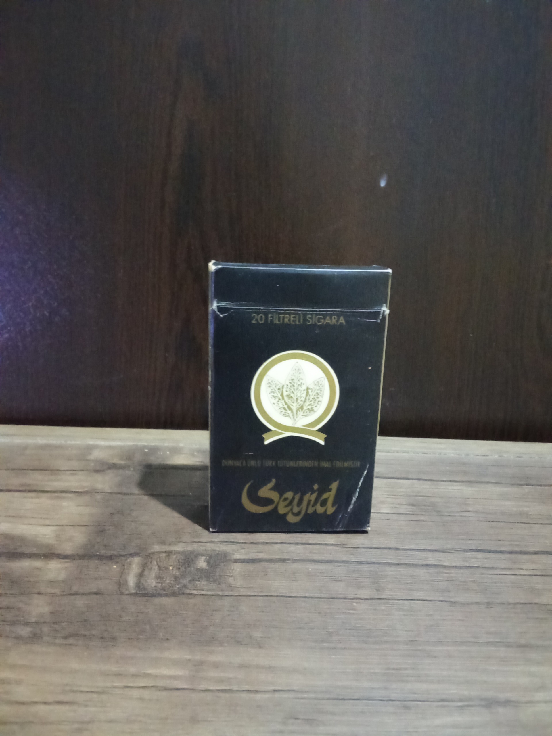 لیبل و پاکت قدیمی خارجی