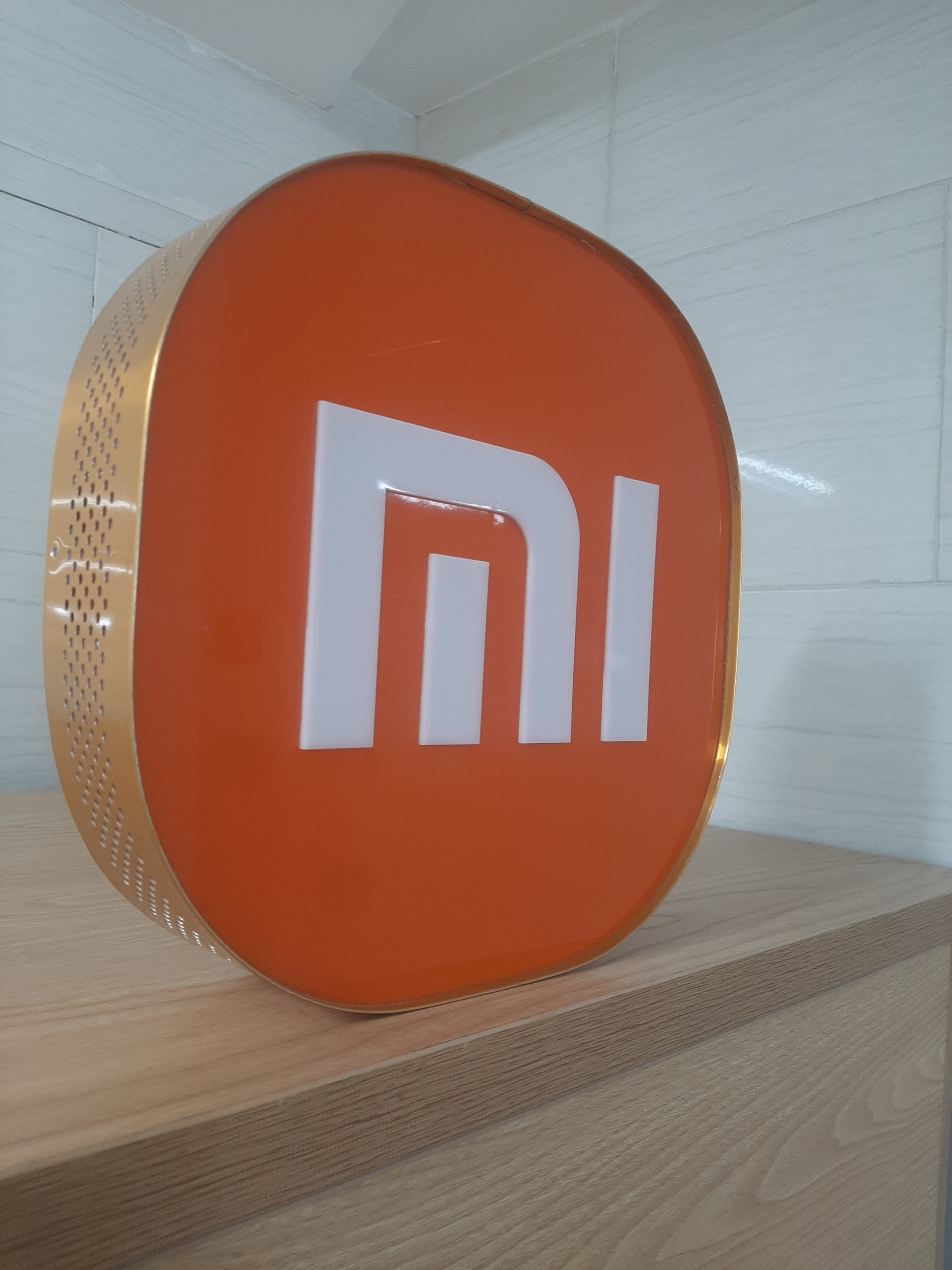 چلنیوم لوگوی شیائومی