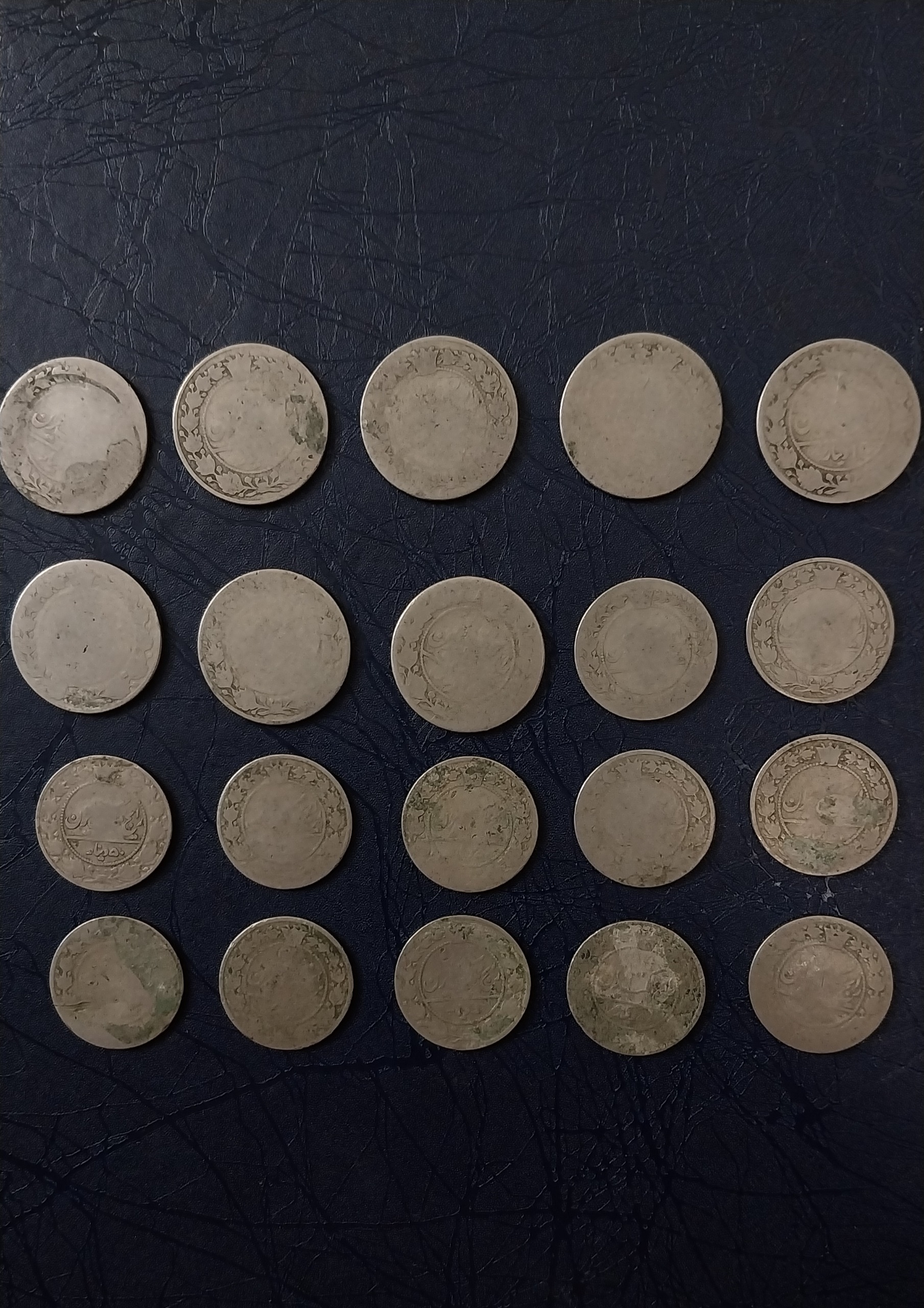 20 عدد سکه 50 و 100 دینار نیکل