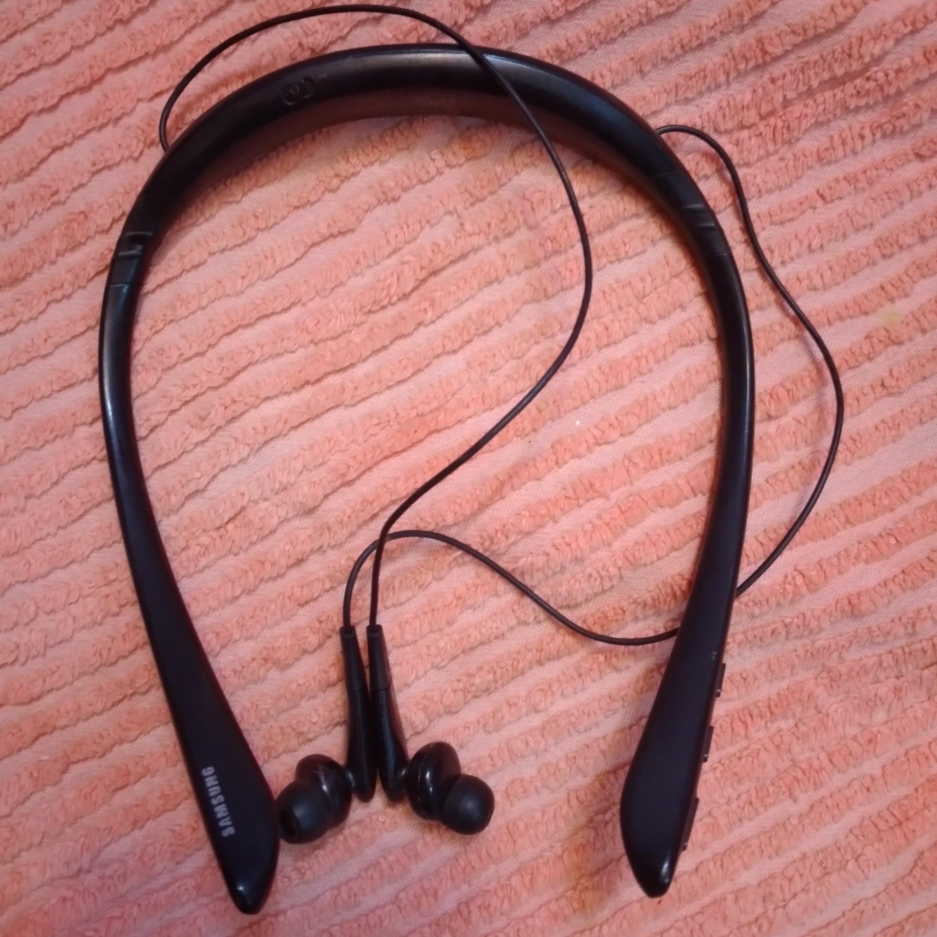 هدفون گردنی سامسونگ