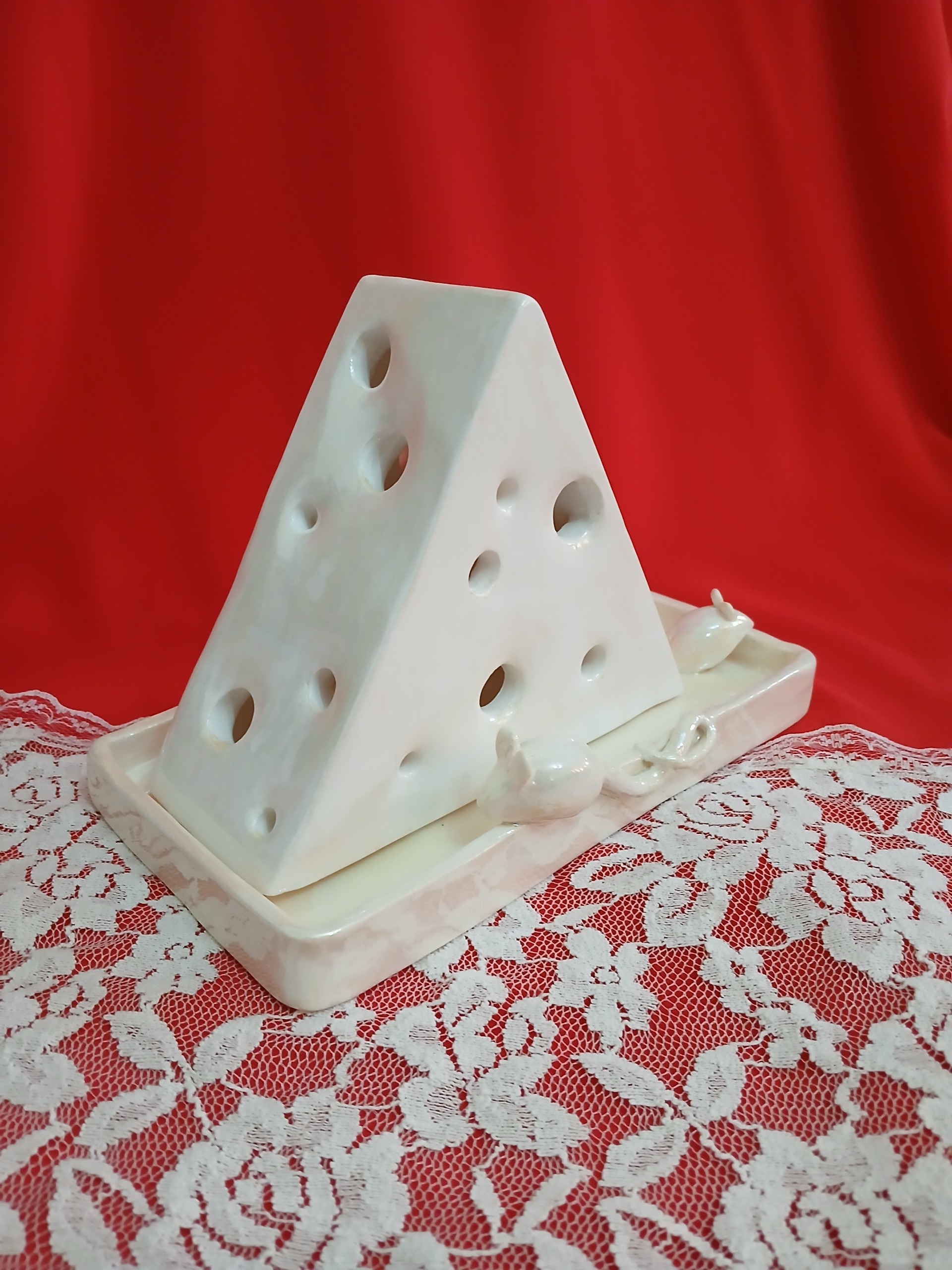 کره پنیرخوری دستساز سرامیکی