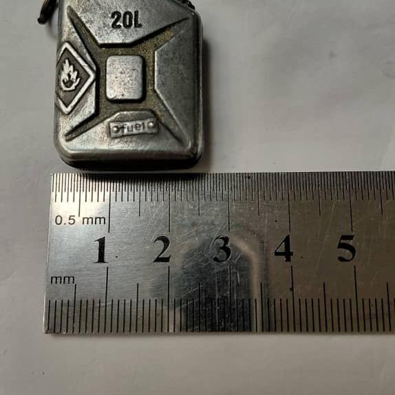 جا سوئیچی فلزی