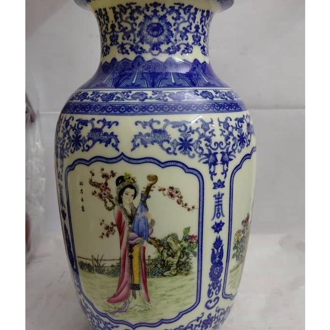 گلدان چینی نقش آبی