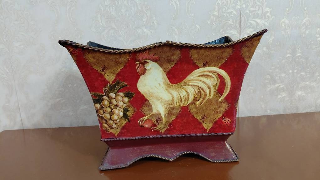 سطل زباله قدیمی