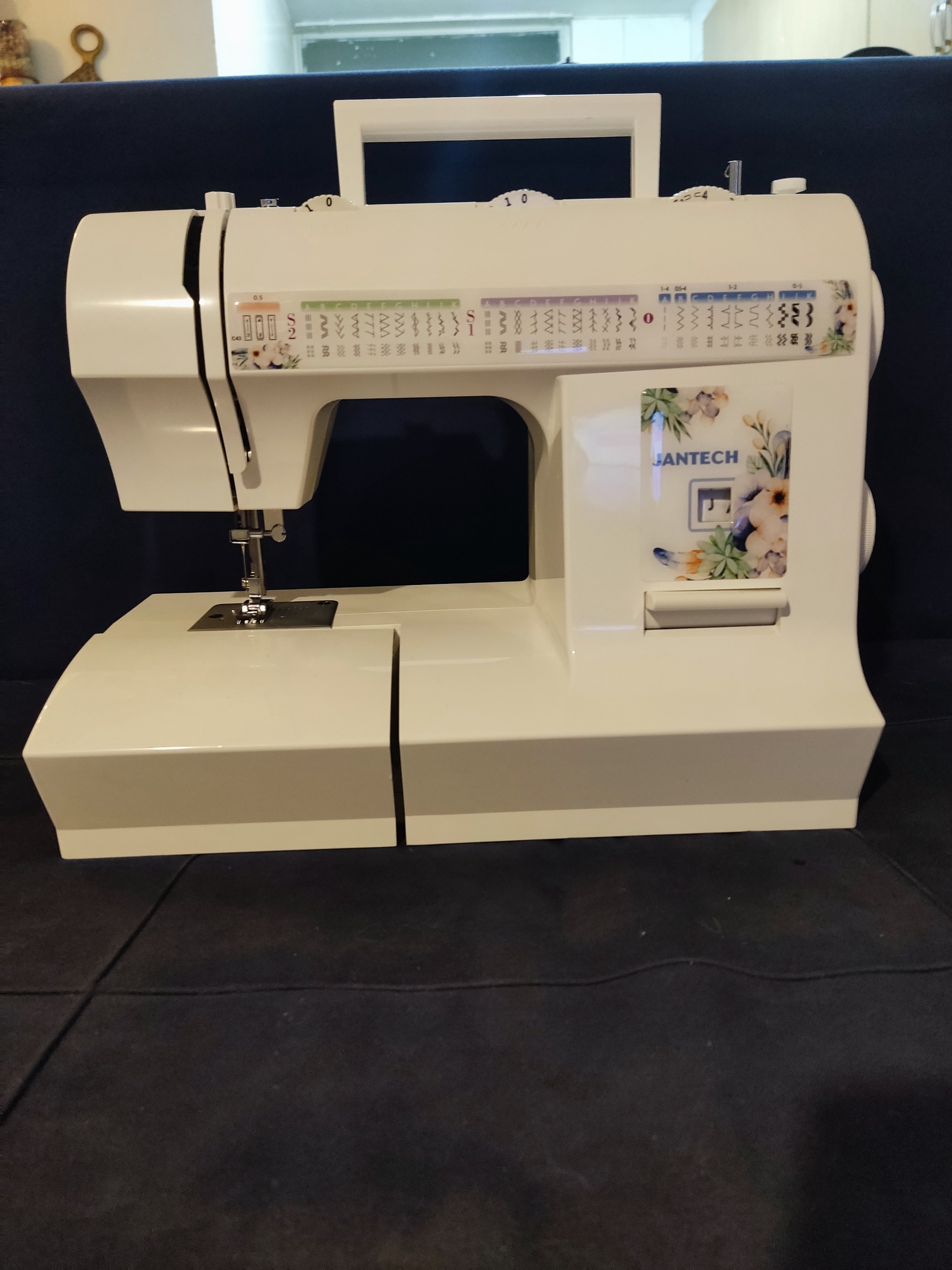 چرخ خیاطی جانتک