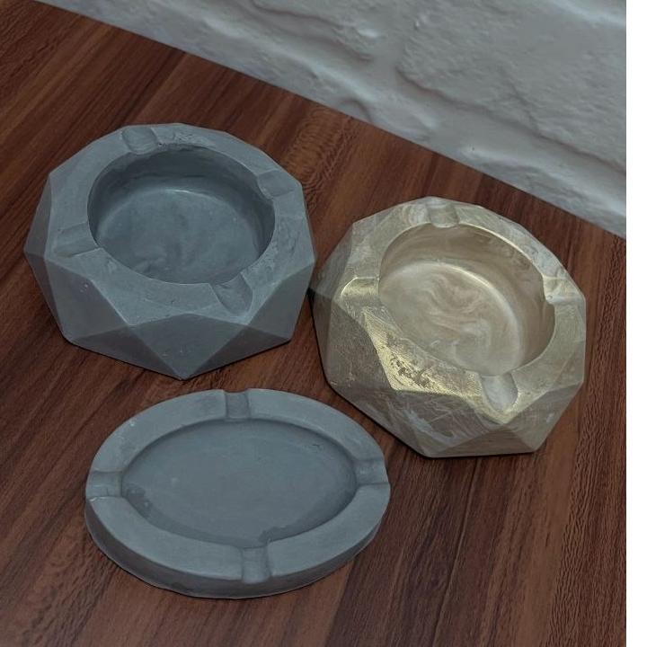 زیر سیگاری در دو ساز