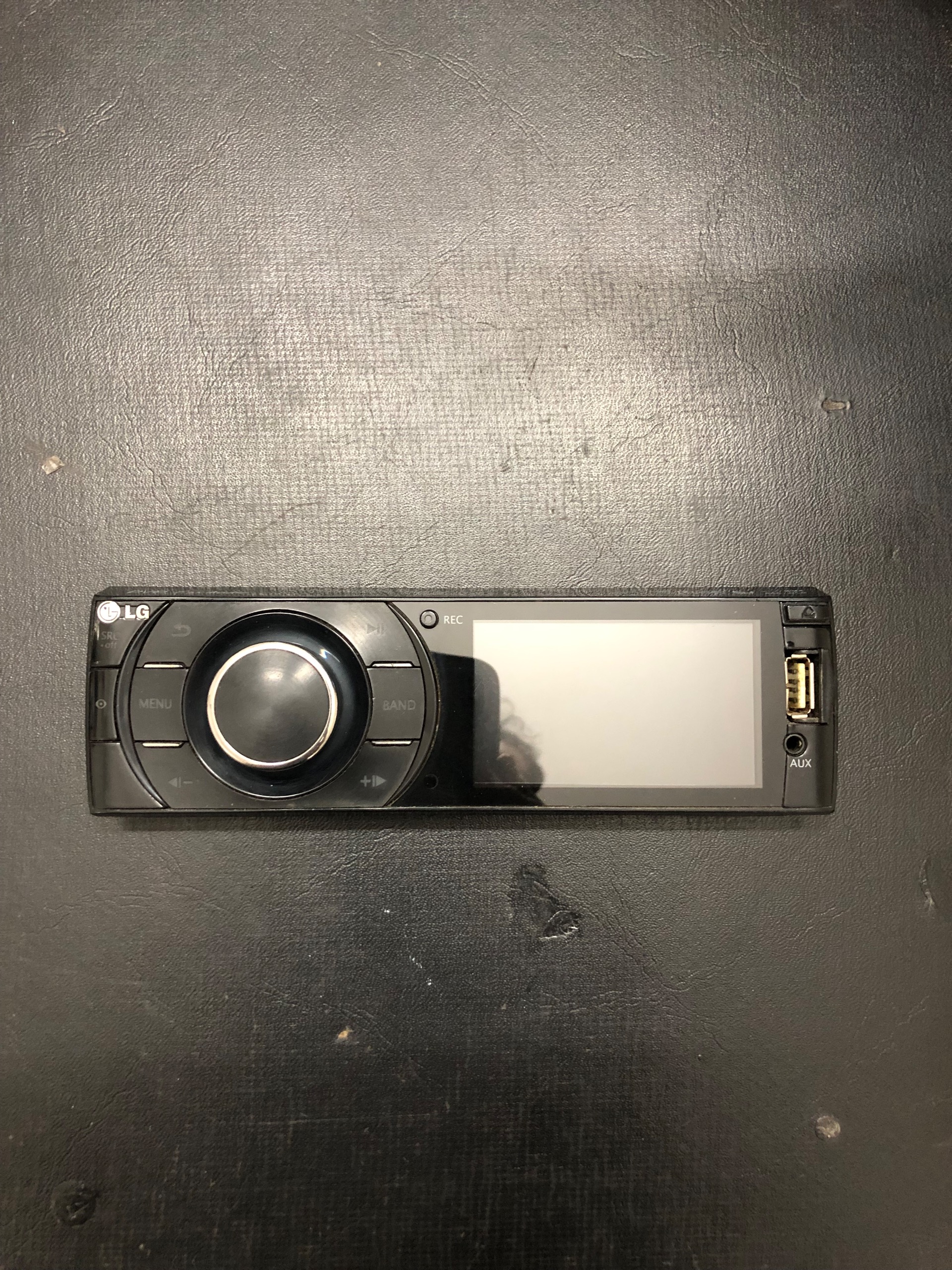 پنل پخش ال جی LG مطابق تصویر