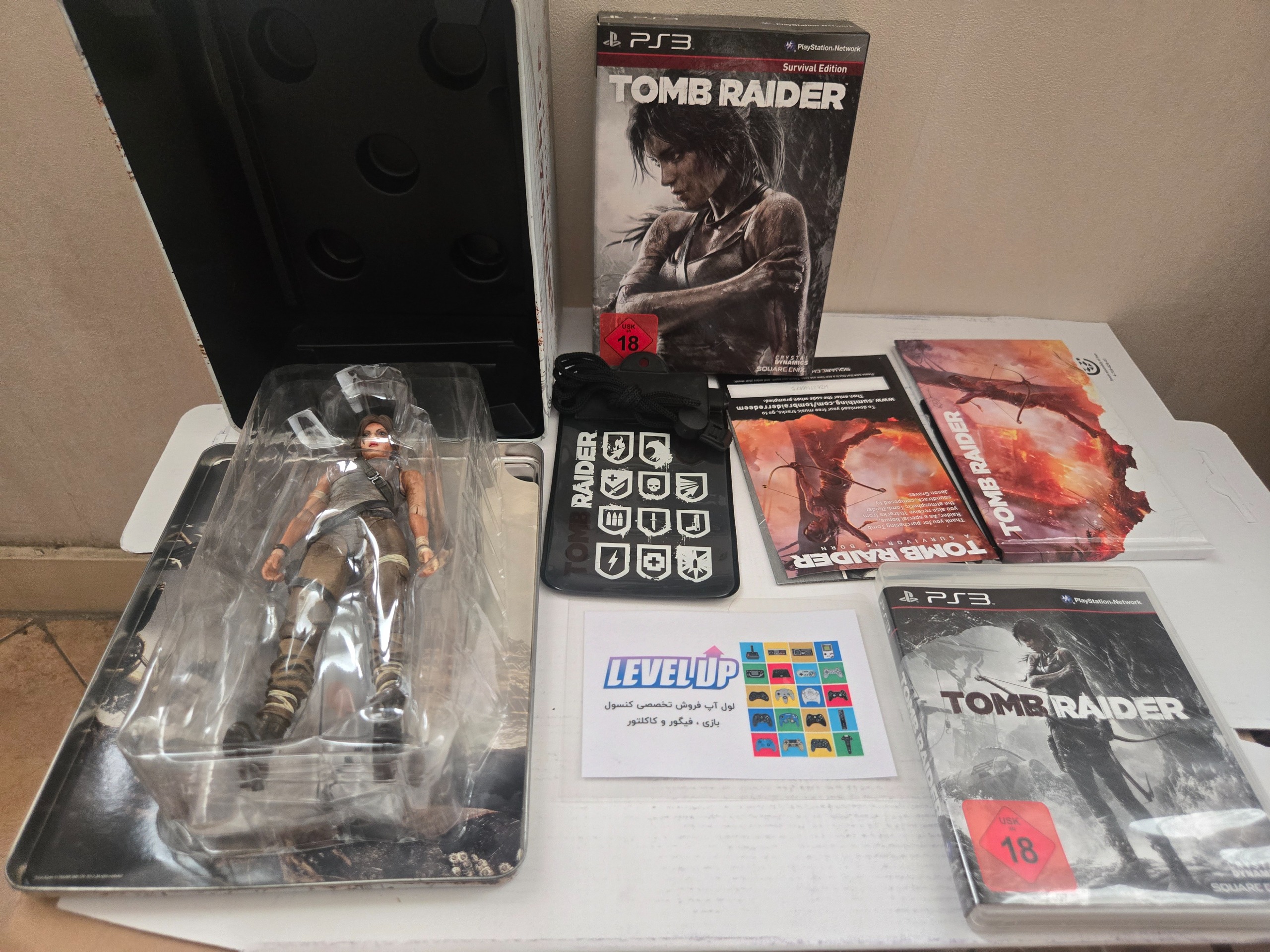 کالکتور Tomb Raider ps3 با فیگور و وسایل