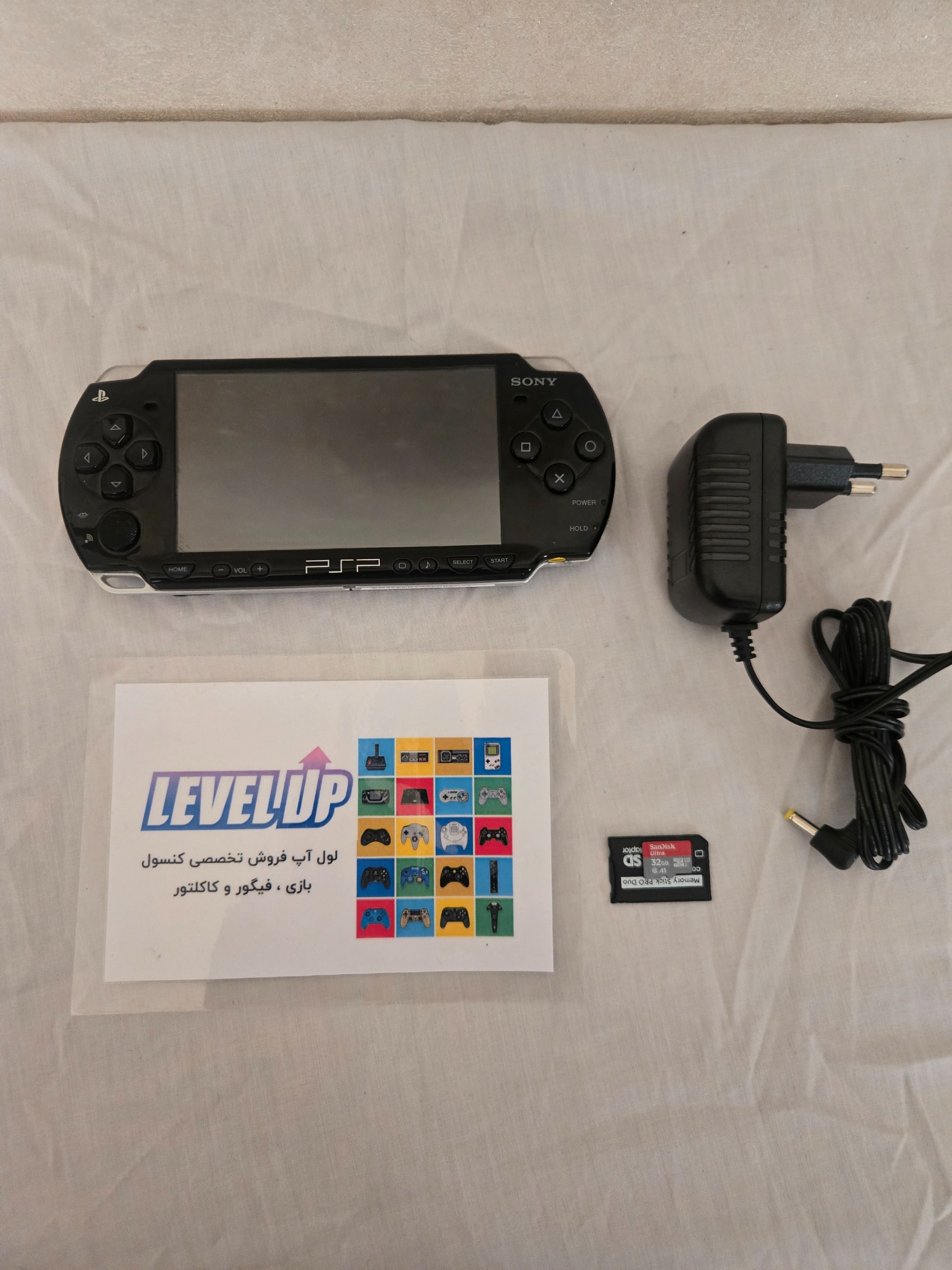 Psp 2003 اورجینال سونی کپی خور با بازی
