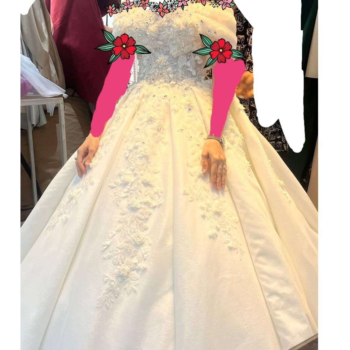 لباس عروس با دانتل شکوفه