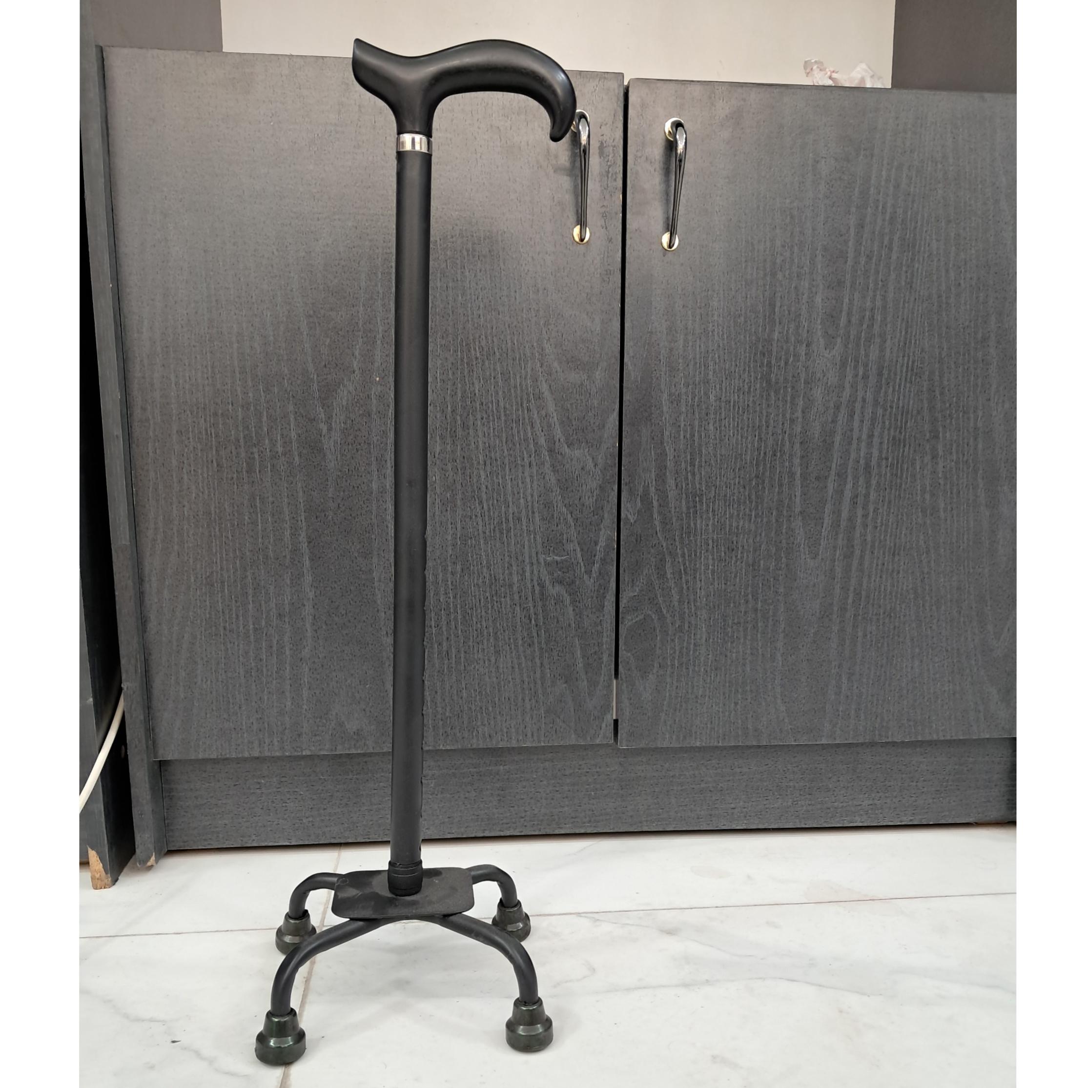 عصا چهار پایه